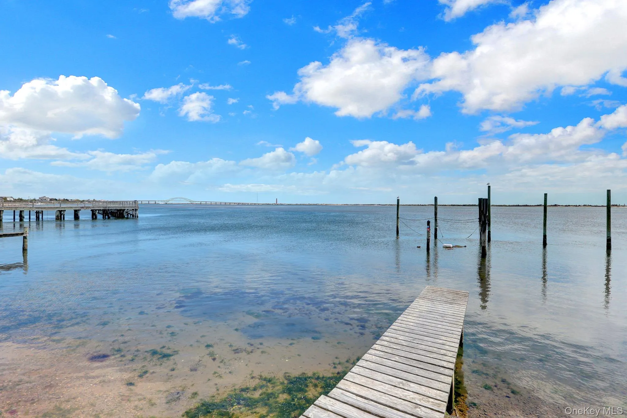6 Oak Beach Road, Babylon, NY, 3 Bedrooms Bedrooms, 5 Rooms Rooms,1 BathroomBathrooms,Residential,For Rent,Oak Beach,0,1002216 6 Oak Beach Road, Babylon, NY, 3 Bedrooms Bedrooms, 5 Rooms Rooms,1 BathroomBathrooms,Residential,For Rent,Oak Beach,0,1002216