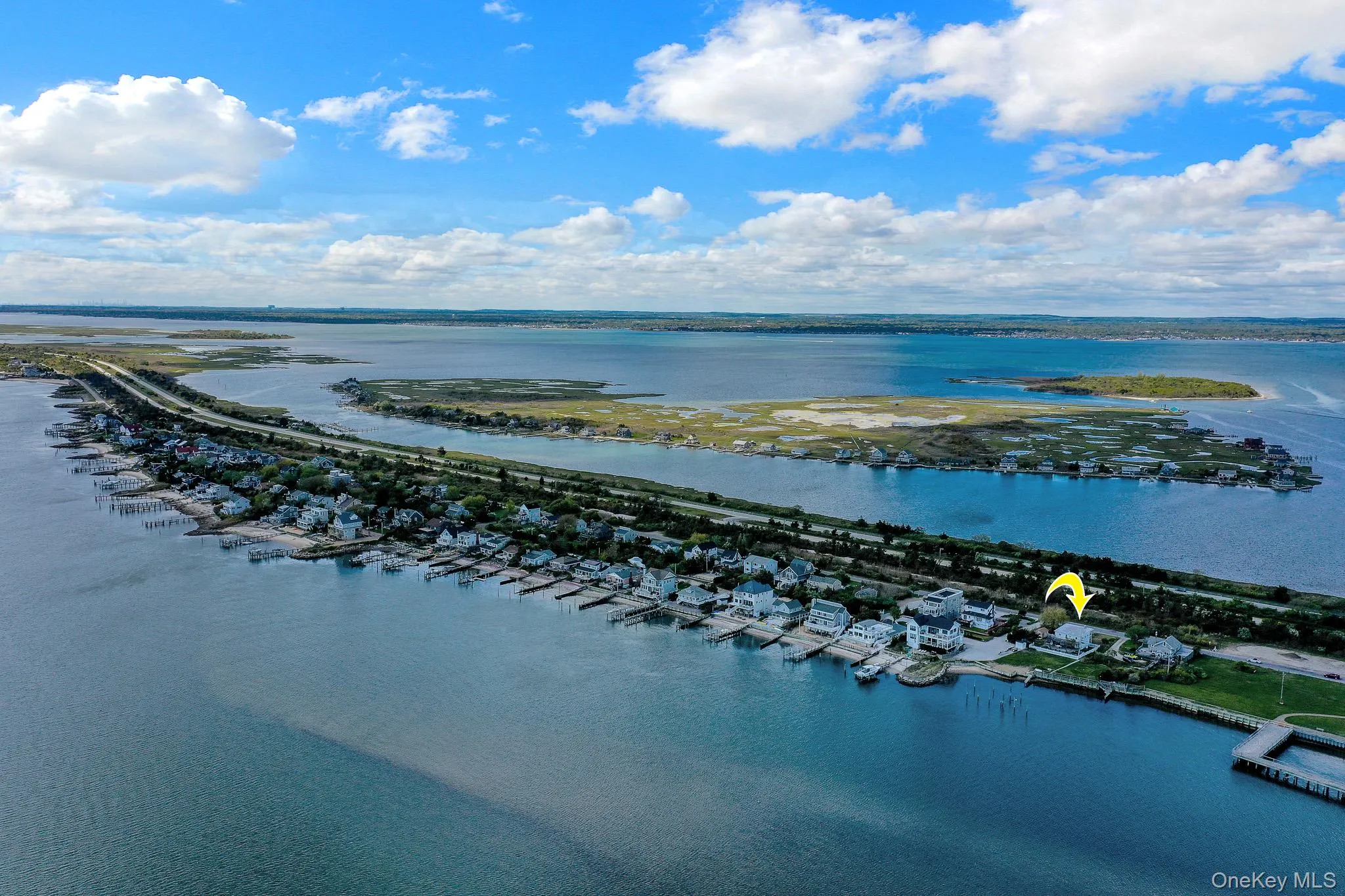6 Oak Beach Road, Babylon, NY, 3 Bedrooms Bedrooms, 5 Rooms Rooms,1 BathroomBathrooms,Residential,For Rent,Oak Beach,0,1002216 6 Oak Beach Road, Babylon, NY, 3 Bedrooms Bedrooms, 5 Rooms Rooms,1 BathroomBathrooms,Residential,For Rent,Oak Beach,0,1002216