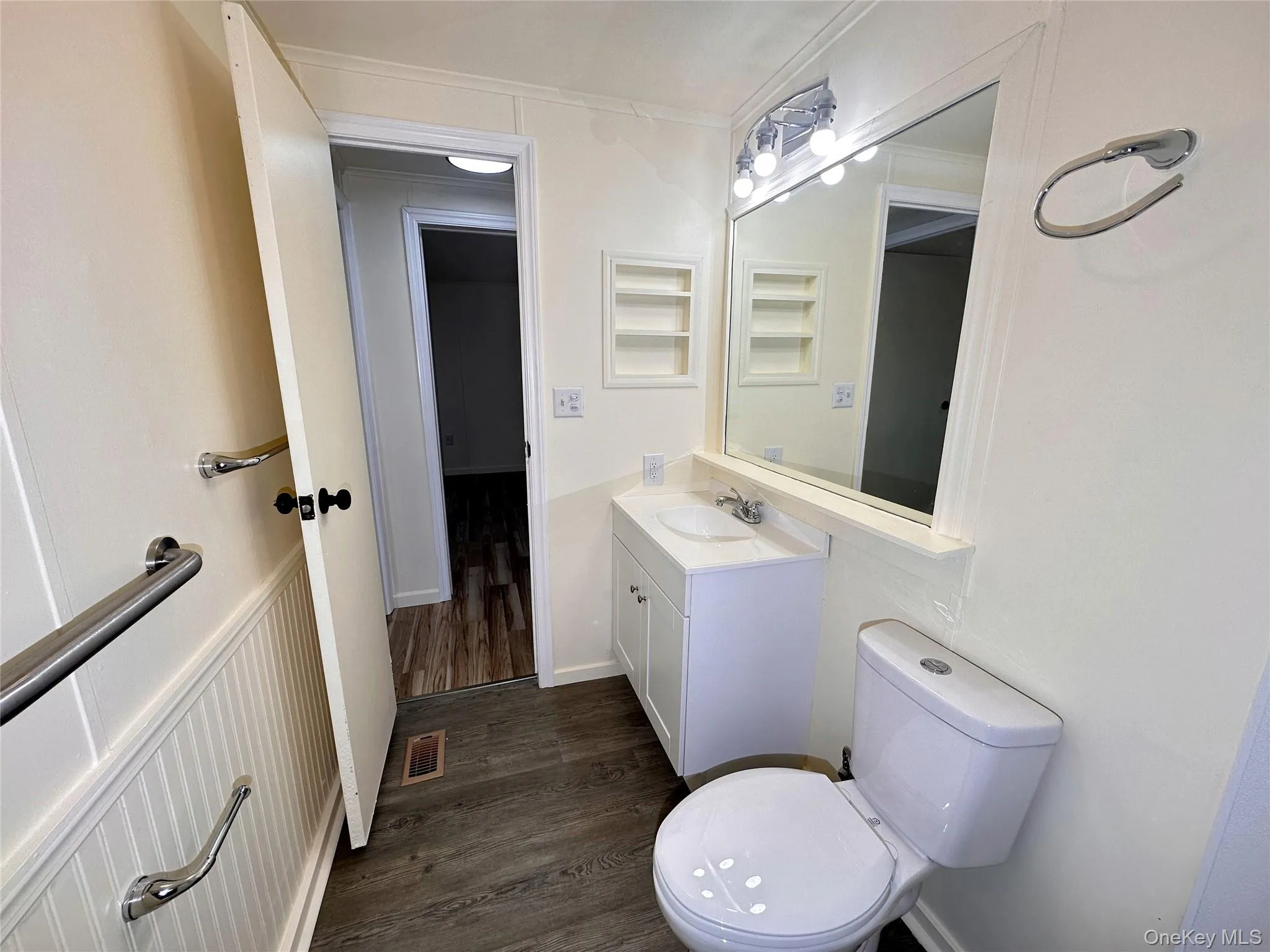 21 Mele Lane, New Paltz, NY, 3 Bedrooms Bedrooms, 7 Rooms Rooms,2 BathroomsBathrooms,Residential,For Rent,Mele,0,1002219 21 Mele Lane, New Paltz, NY, 3 Bedrooms Bedrooms, 7 Rooms Rooms,2 BathroomsBathrooms,Residential,For Rent,Mele,0,1002219