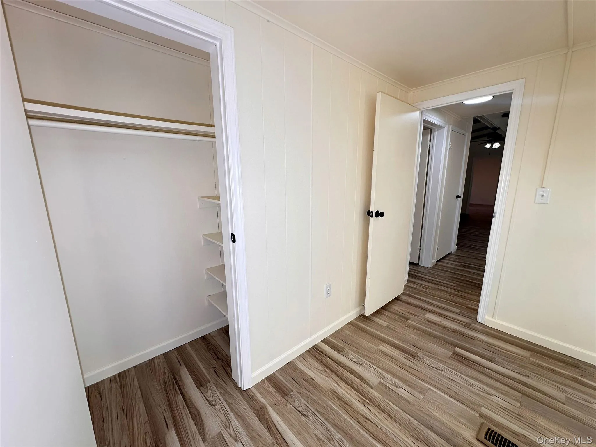 21 Mele Lane, New Paltz, NY, 3 Bedrooms Bedrooms, 7 Rooms Rooms,2 BathroomsBathrooms,Residential,For Rent,Mele,0,1002219 21 Mele Lane, New Paltz, NY, 3 Bedrooms Bedrooms, 7 Rooms Rooms,2 BathroomsBathrooms,Residential,For Rent,Mele,0,1002219