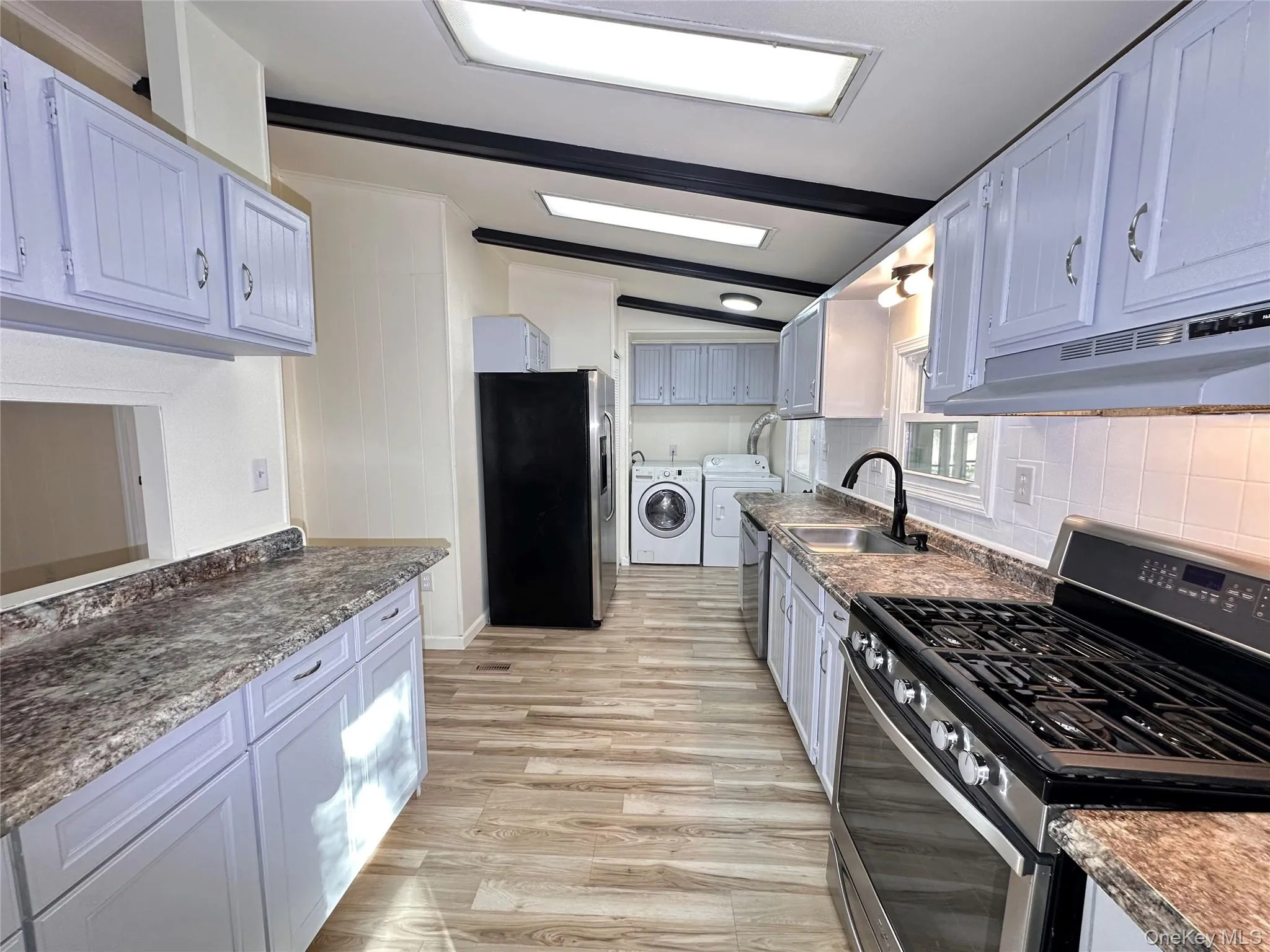 21 Mele Lane, New Paltz, NY, 3 Bedrooms Bedrooms, 7 Rooms Rooms,2 BathroomsBathrooms,Residential,For Rent,Mele,0,1002219 21 Mele Lane, New Paltz, NY, 3 Bedrooms Bedrooms, 7 Rooms Rooms,2 BathroomsBathrooms,Residential,For Rent,Mele,0,1002219