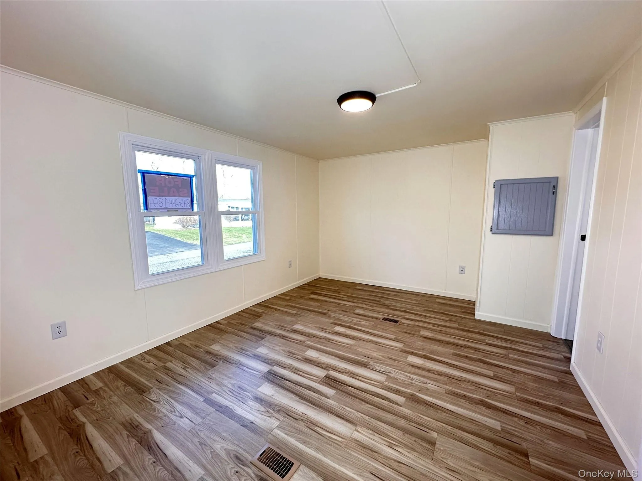 21 Mele Lane, New Paltz, NY, 3 Bedrooms Bedrooms, 7 Rooms Rooms,2 BathroomsBathrooms,Residential,For Rent,Mele,0,1002219 21 Mele Lane, New Paltz, NY, 3 Bedrooms Bedrooms, 7 Rooms Rooms,2 BathroomsBathrooms,Residential,For Rent,Mele,0,1002219