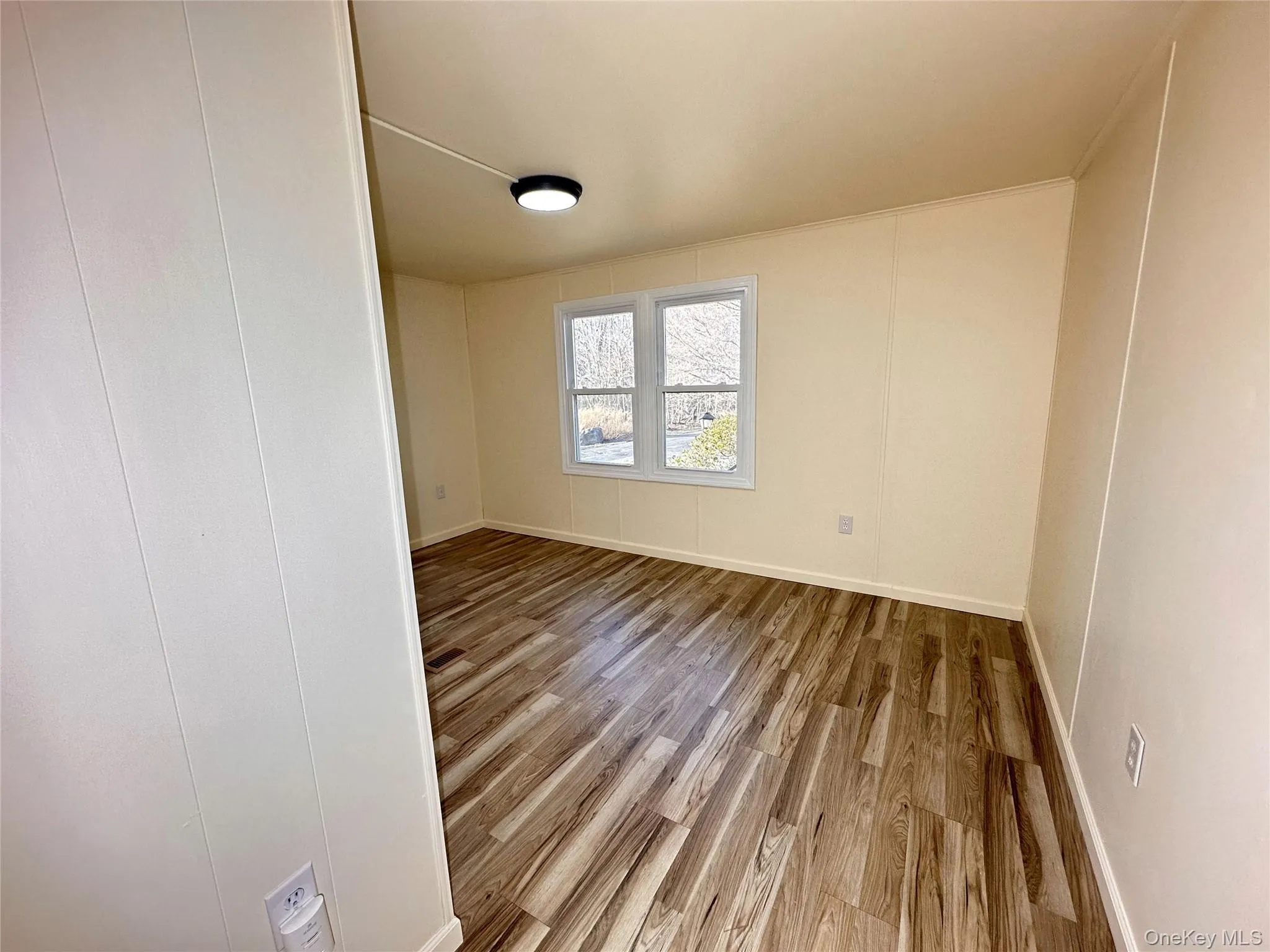 21 Mele Lane, New Paltz, NY, 3 Bedrooms Bedrooms, 7 Rooms Rooms,2 BathroomsBathrooms,Residential,For Rent,Mele,0,1002219 21 Mele Lane, New Paltz, NY, 3 Bedrooms Bedrooms, 7 Rooms Rooms,2 BathroomsBathrooms,Residential,For Rent,Mele,0,1002219
