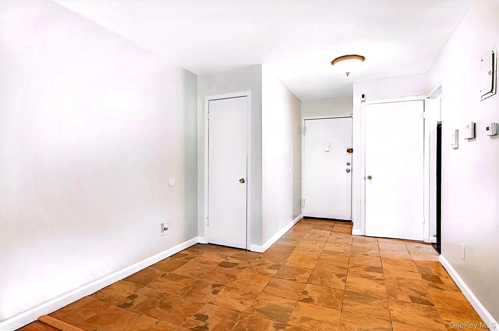 220-50 64th Avenue, New York, NY, 1 Bedroom Bedrooms, 3 Rooms Rooms,1 BathroomBathrooms,Residential,For Rent,64th,0,KEY1002220 220-50 64th Avenue, New York, NY, 1 Bedroom Bedrooms, 3 Rooms Rooms,1 BathroomBathrooms,Residential,For Rent,64th,0,KEY1002220