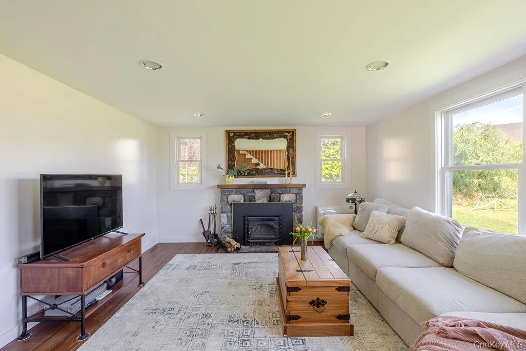 81 Black Grocery Road, Hillsdale, NY, 3 Bedrooms Bedrooms, 8 Rooms Rooms,2 BathroomsBathrooms,Residential Sale,For Rent,Black Grocery,0,1002222 81 Black Grocery Road, Hillsdale, NY, 3 Bedrooms Bedrooms, 8 Rooms Rooms,2 BathroomsBathrooms,Residential Sale,For Rent,Black Grocery,0,1002222