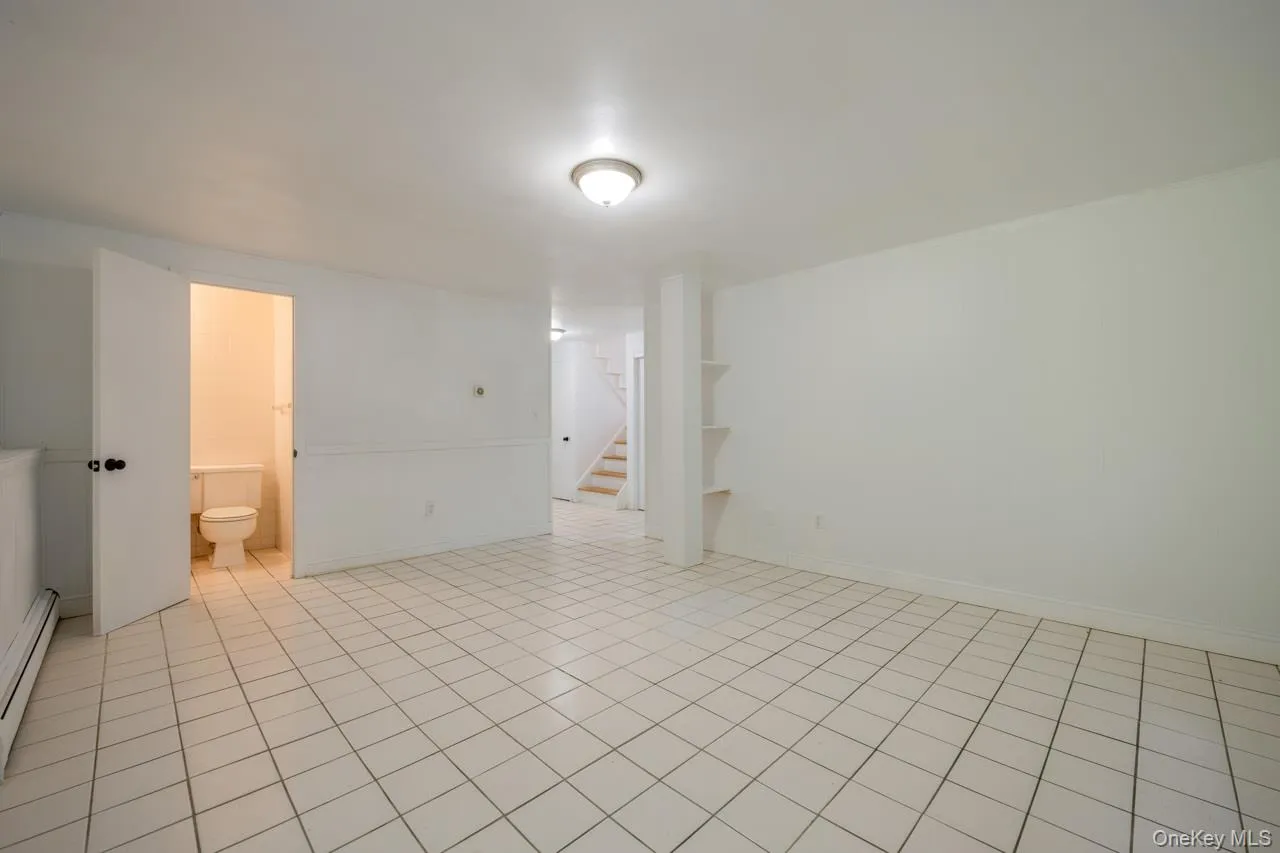 12 Dale Road, Ramapo, NY, 4 Bedrooms Bedrooms, 9 Rooms Rooms,2 BathroomsBathrooms,Residential,For Rent,Dale,0,1002223 12 Dale Road, Ramapo, NY, 4 Bedrooms Bedrooms, 9 Rooms Rooms,2 BathroomsBathrooms,Residential,For Rent,Dale,0,1002223