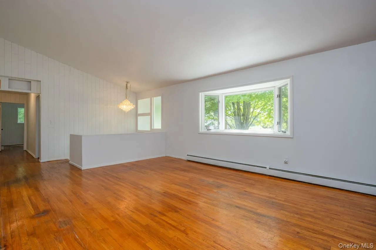12 Dale Road, Ramapo, NY, 4 Bedrooms Bedrooms, 9 Rooms Rooms,2 BathroomsBathrooms,Residential,For Rent,Dale,0,1002223 12 Dale Road, Ramapo, NY, 4 Bedrooms Bedrooms, 9 Rooms Rooms,2 BathroomsBathrooms,Residential,For Rent,Dale,0,1002223