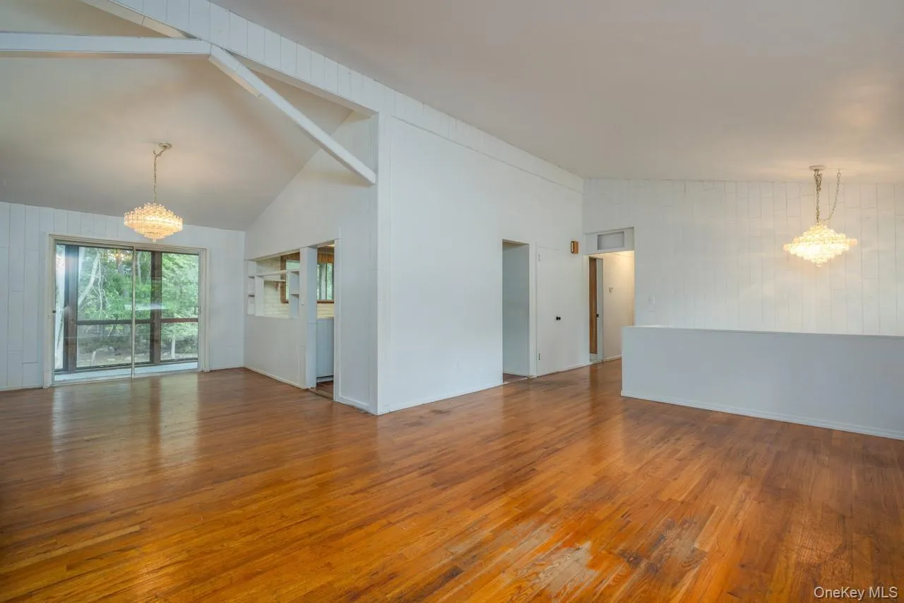 12 Dale Road, Ramapo, NY, 4 Bedrooms Bedrooms, 9 Rooms Rooms,2 BathroomsBathrooms,Residential,For Rent,Dale,0,1002223 12 Dale Road, Ramapo, NY, 4 Bedrooms Bedrooms, 9 Rooms Rooms,2 BathroomsBathrooms,Residential,For Rent,Dale,0,1002223