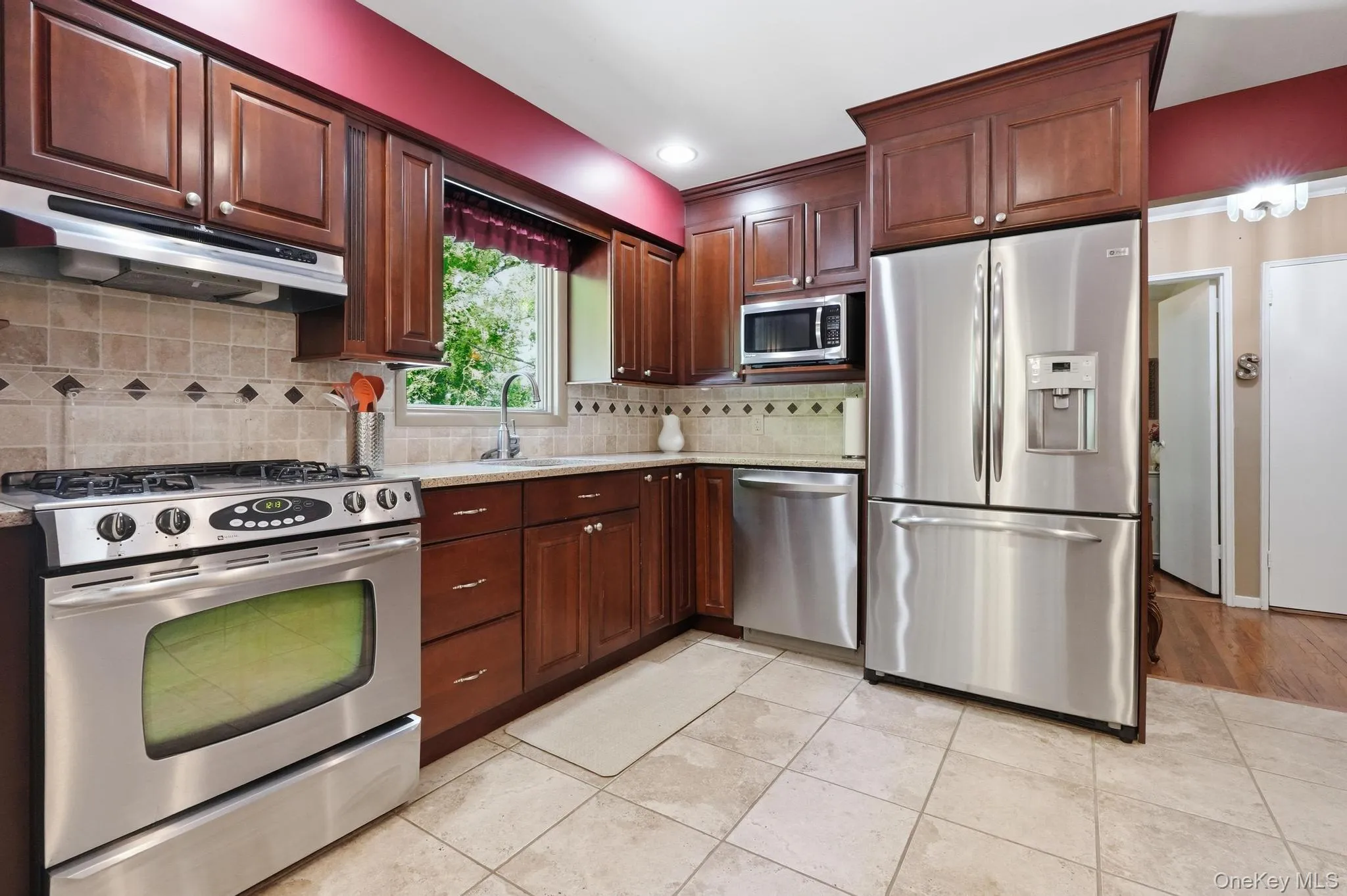 Walk-Through Kitchen Walk-Through Kitchen
