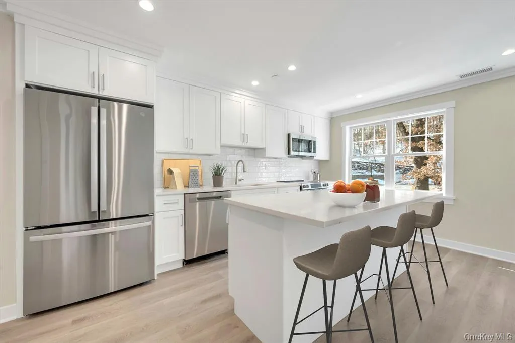 1123 Pleasantville Road, Ossining, NY, 2 Bedrooms Bedrooms, 4 Rooms Rooms,1 BathroomBathrooms,Residential Lease,For Rent,Pleasantville,0,1002233 1123 Pleasantville Road, Ossining, NY, 2 Bedrooms Bedrooms, 4 Rooms Rooms,1 BathroomBathrooms,Residential Lease,For Rent,Pleasantville,0,1002233