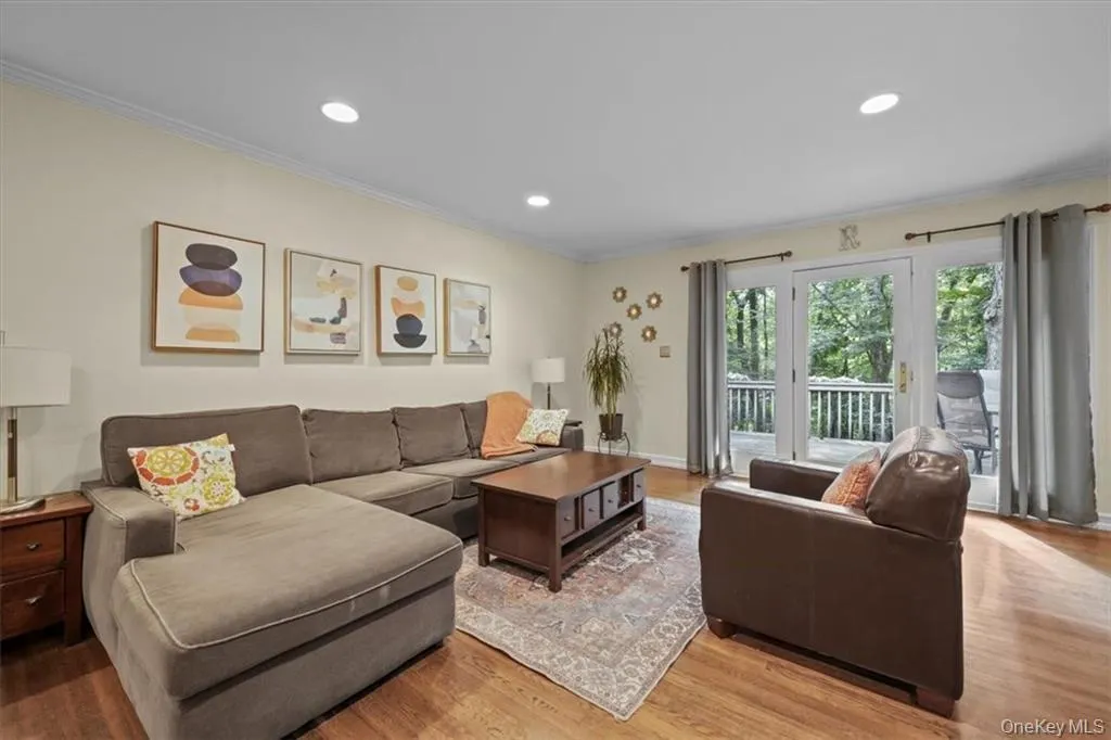 28 River Road, Ramapo, NY, 4 Bedrooms Bedrooms, 13 Rooms Rooms,3 BathroomsBathrooms,Residential,For Rent,River,0,1002235 28 River Road, Ramapo, NY, 4 Bedrooms Bedrooms, 13 Rooms Rooms,3 BathroomsBathrooms,Residential,For Rent,River,0,1002235