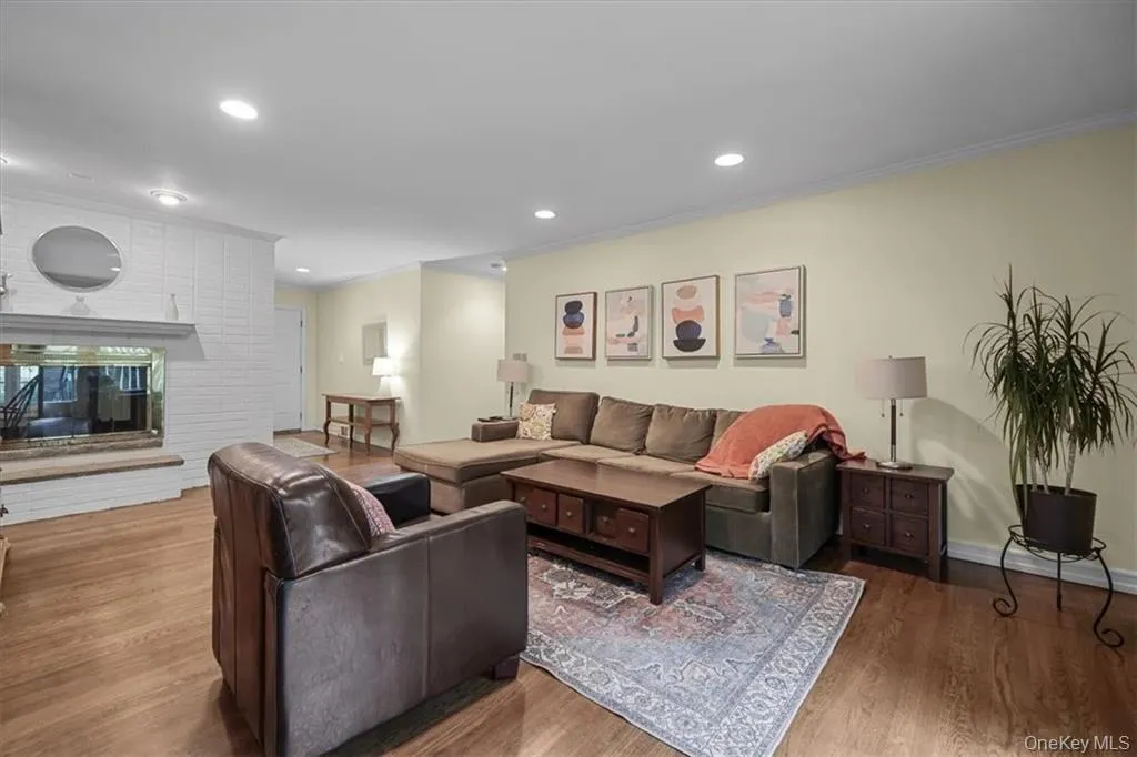 28 River Road, Ramapo, NY, 4 Bedrooms Bedrooms, 13 Rooms Rooms,3 BathroomsBathrooms,Residential,For Rent,River,0,1002235 28 River Road, Ramapo, NY, 4 Bedrooms Bedrooms, 13 Rooms Rooms,3 BathroomsBathrooms,Residential,For Rent,River,0,1002235