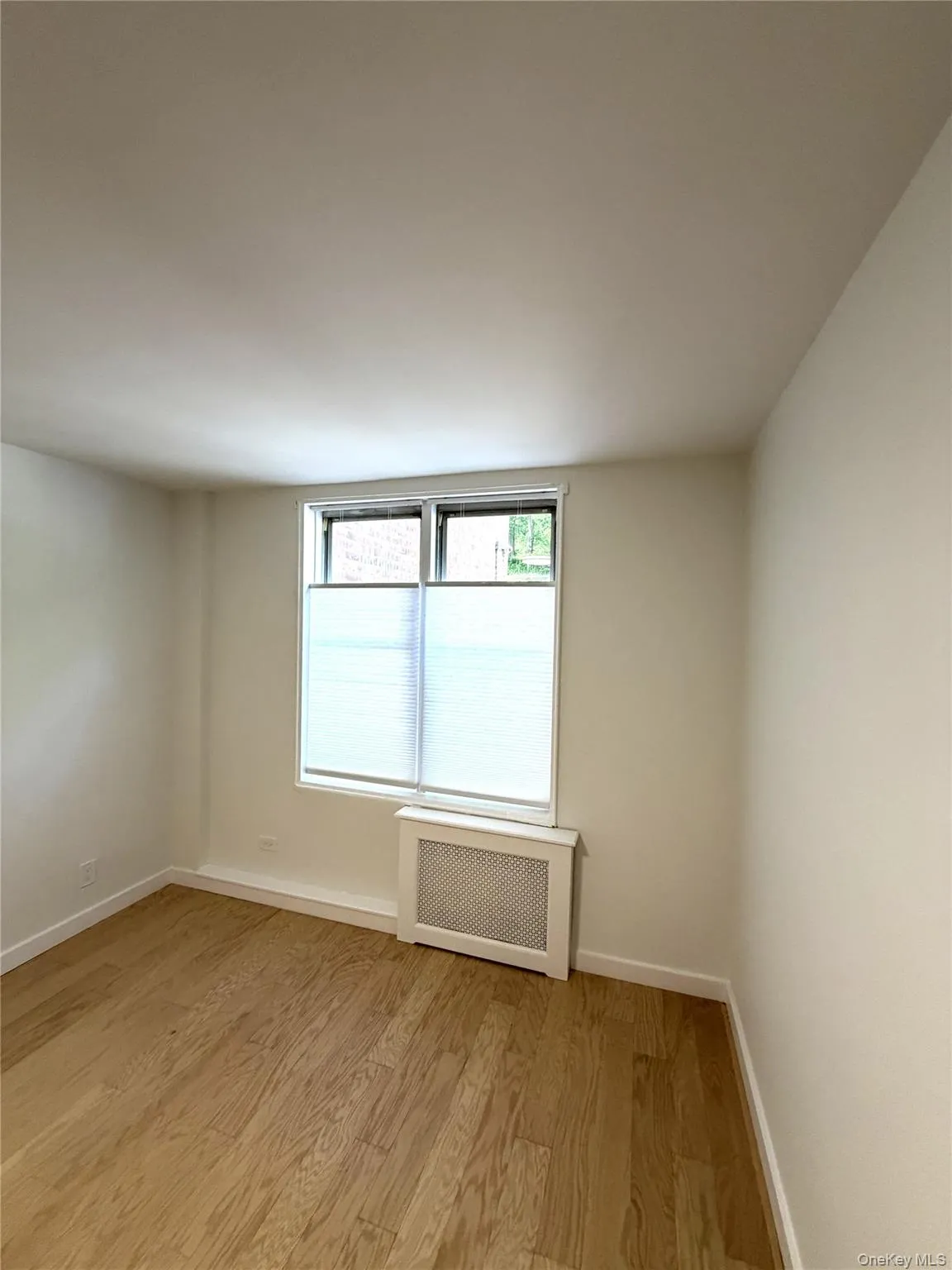 632 Warburton Avenue, Yonkers, NY, 1 Bedroom Bedrooms, 4 Rooms Rooms,1 BathroomBathrooms,Residential,For Rent,Warburton,0,1002240 632 Warburton Avenue, Yonkers, NY, 1 Bedroom Bedrooms, 4 Rooms Rooms,1 BathroomBathrooms,Residential,For Rent,Warburton,0,1002240