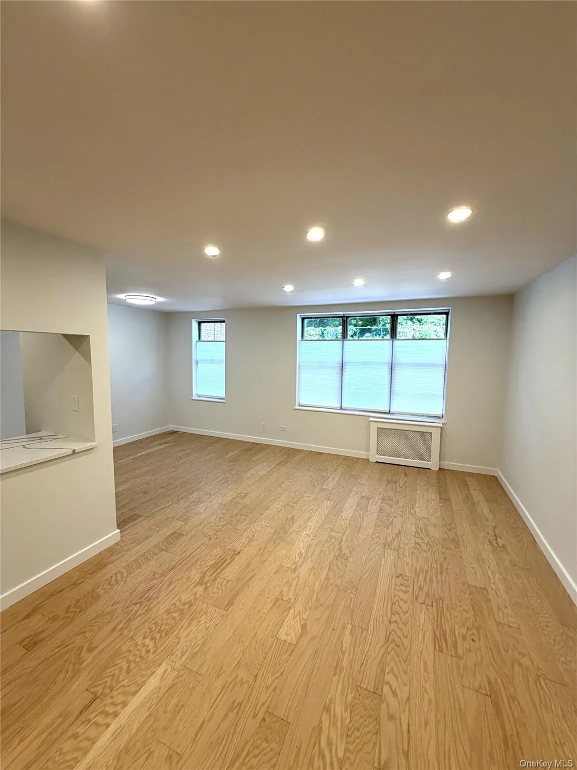 632 Warburton Avenue, Yonkers, NY, 1 Bedroom Bedrooms, 4 Rooms Rooms,1 BathroomBathrooms,Residential,For Rent,Warburton,0,1002240 632 Warburton Avenue, Yonkers, NY, 1 Bedroom Bedrooms, 4 Rooms Rooms,1 BathroomBathrooms,Residential,For Rent,Warburton,0,1002240