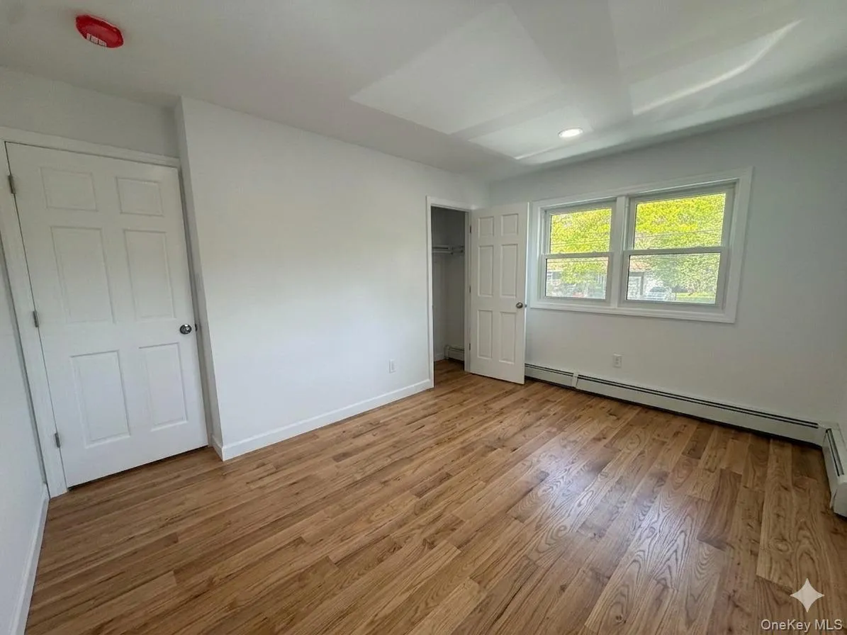 354 Easton Street, Islip, NY, 3 Bedrooms Bedrooms, 7 Rooms Rooms,1 BathroomBathrooms,Residential,For Rent,Easton,0,1002241 354 Easton Street, Islip, NY, 3 Bedrooms Bedrooms, 7 Rooms Rooms,1 BathroomBathrooms,Residential,For Rent,Easton,0,1002241