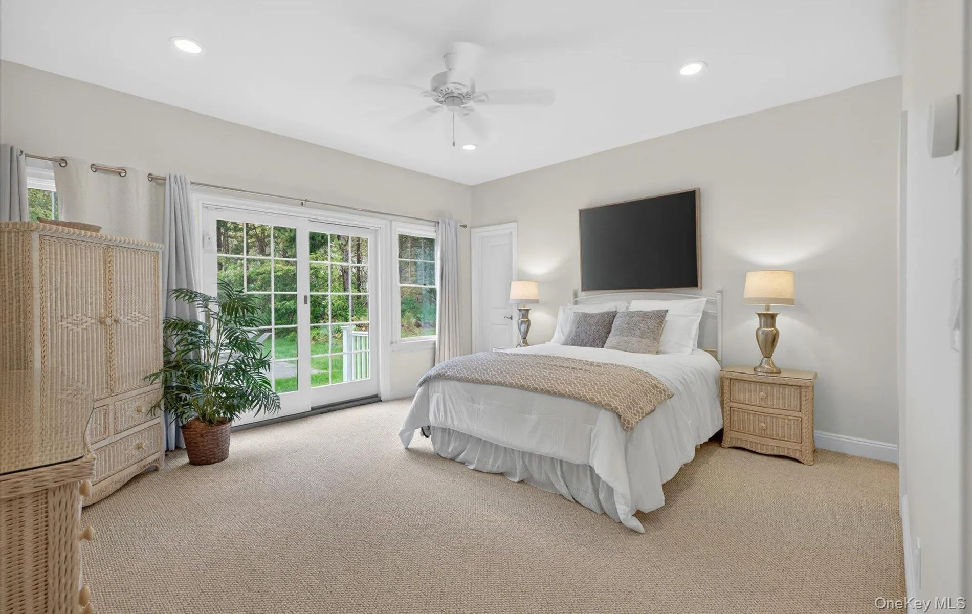 9 Briarsweet Lane, East Hampton, NY, 4 Bedrooms Bedrooms, 9 Rooms Rooms,6 BathroomsBathrooms,Residential,For Rent,Briarsweet,0,1002247 9 Briarsweet Lane, East Hampton, NY, 4 Bedrooms Bedrooms, 9 Rooms Rooms,6 BathroomsBathrooms,Residential,For Rent,Briarsweet,0,1002247