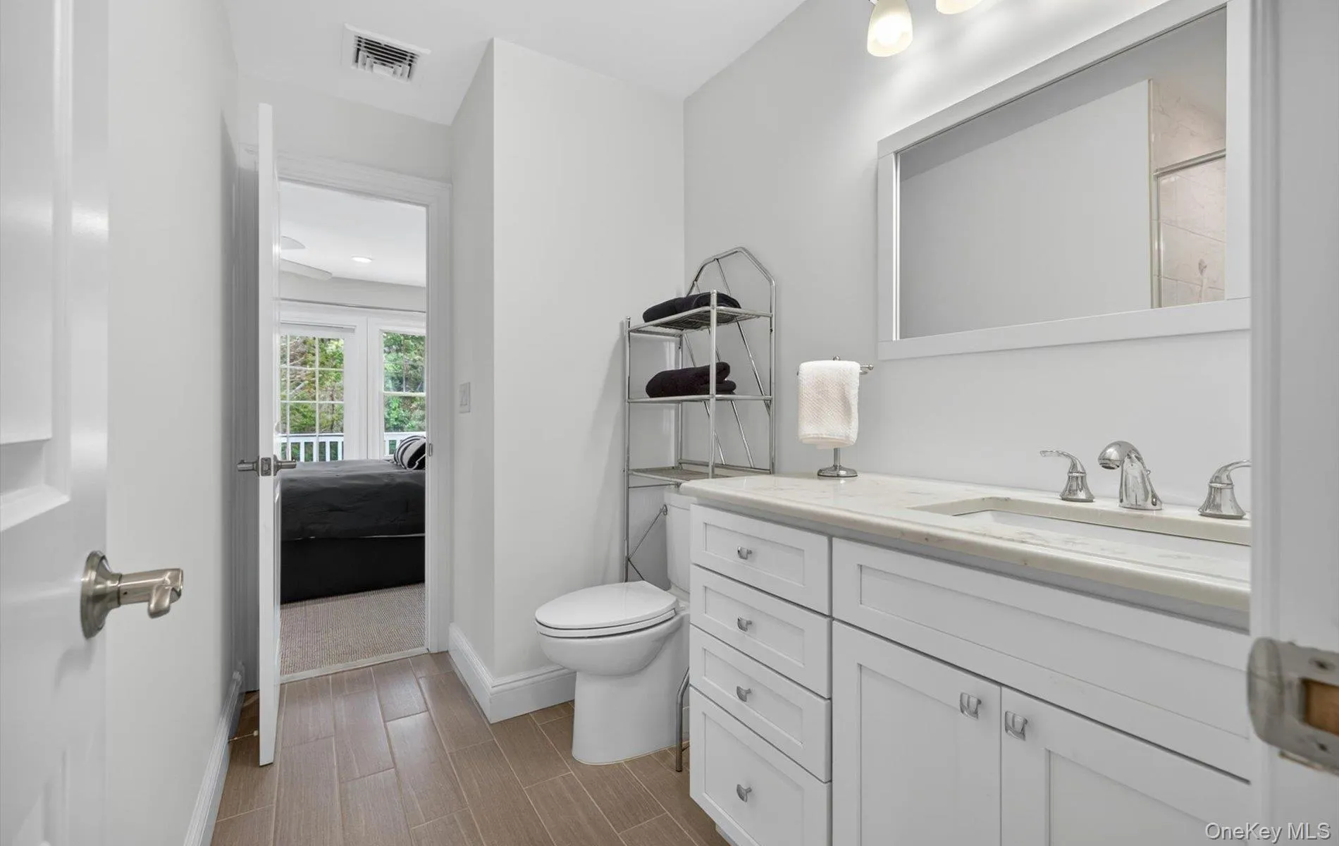 9 Briarsweet Lane, East Hampton, NY, 4 Bedrooms Bedrooms, 9 Rooms Rooms,6 BathroomsBathrooms,Residential,For Rent,Briarsweet,0,1002247 9 Briarsweet Lane, East Hampton, NY, 4 Bedrooms Bedrooms, 9 Rooms Rooms,6 BathroomsBathrooms,Residential,For Rent,Briarsweet,0,1002247