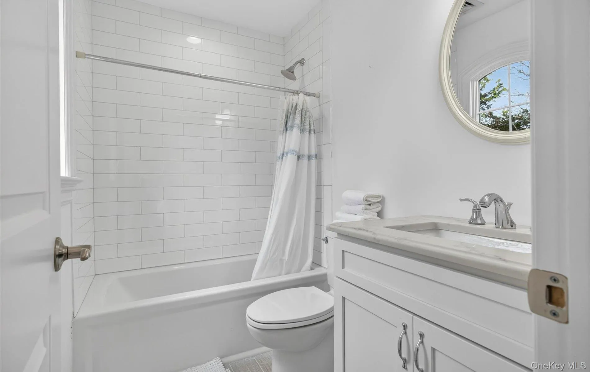 9 Briarsweet Lane, East Hampton, NY, 4 Bedrooms Bedrooms, 9 Rooms Rooms,6 BathroomsBathrooms,Residential,For Rent,Briarsweet,0,1002247 9 Briarsweet Lane, East Hampton, NY, 4 Bedrooms Bedrooms, 9 Rooms Rooms,6 BathroomsBathrooms,Residential,For Rent,Briarsweet,0,1002247