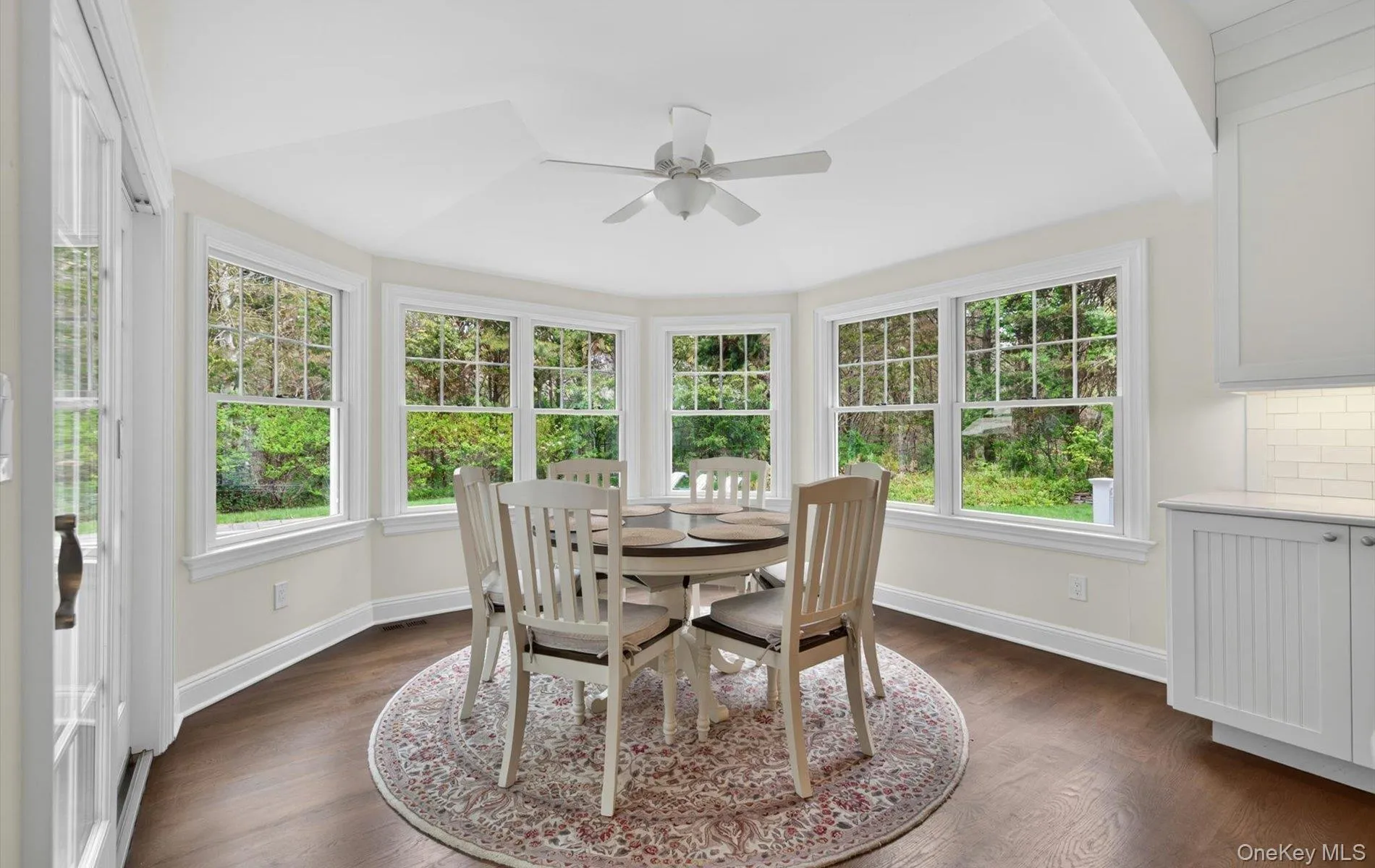 9 Briarsweet Lane, East Hampton, NY, 4 Bedrooms Bedrooms, 9 Rooms Rooms,6 BathroomsBathrooms,Residential,For Rent,Briarsweet,0,1002247 9 Briarsweet Lane, East Hampton, NY, 4 Bedrooms Bedrooms, 9 Rooms Rooms,6 BathroomsBathrooms,Residential,For Rent,Briarsweet,0,1002247
