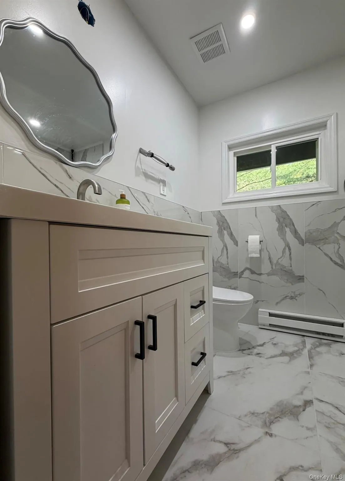 60 Medallion Road, Thompson, NY, 3 Bedrooms Bedrooms, 5 Rooms Rooms,2 BathroomsBathrooms,Residential Lease,For Rent,Medallion,0,1002249 60 Medallion Road, Thompson, NY, 3 Bedrooms Bedrooms, 5 Rooms Rooms,2 BathroomsBathrooms,Residential Lease,For Rent,Medallion,0,1002249