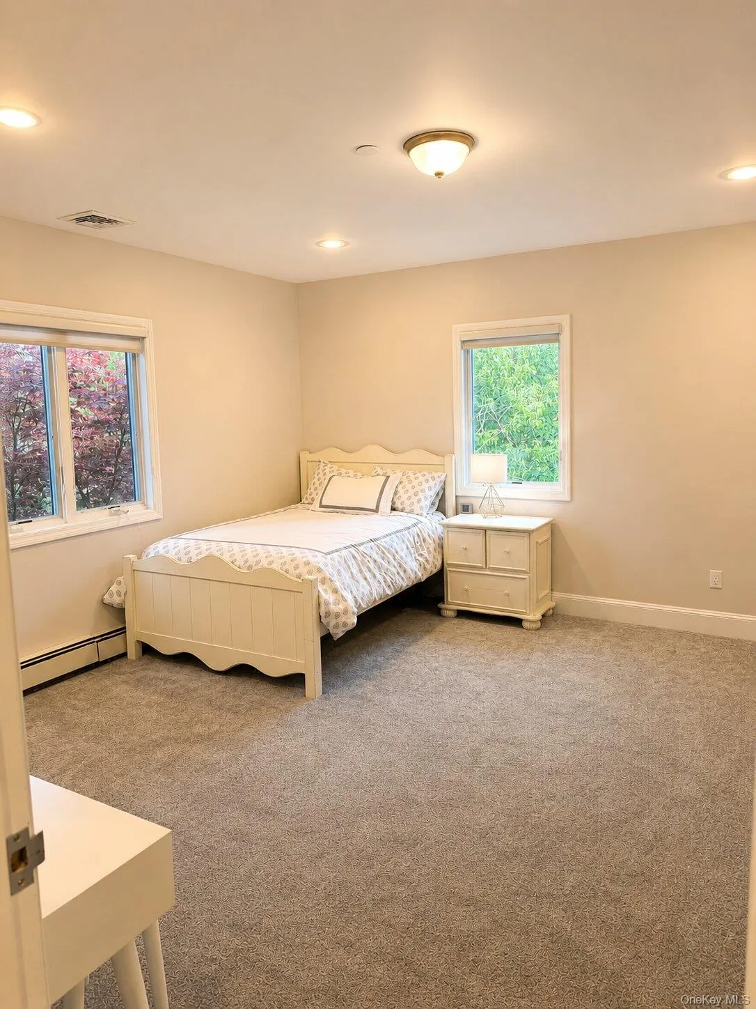 6 Manor Lane, Hempstead, NY, 6 Bedrooms Bedrooms, 11 Rooms Rooms,4 BathroomsBathrooms,Residential,For Rent,Manor,0,1002252 6 Manor Lane, Hempstead, NY, 6 Bedrooms Bedrooms, 11 Rooms Rooms,4 BathroomsBathrooms,Residential,For Rent,Manor,0,1002252