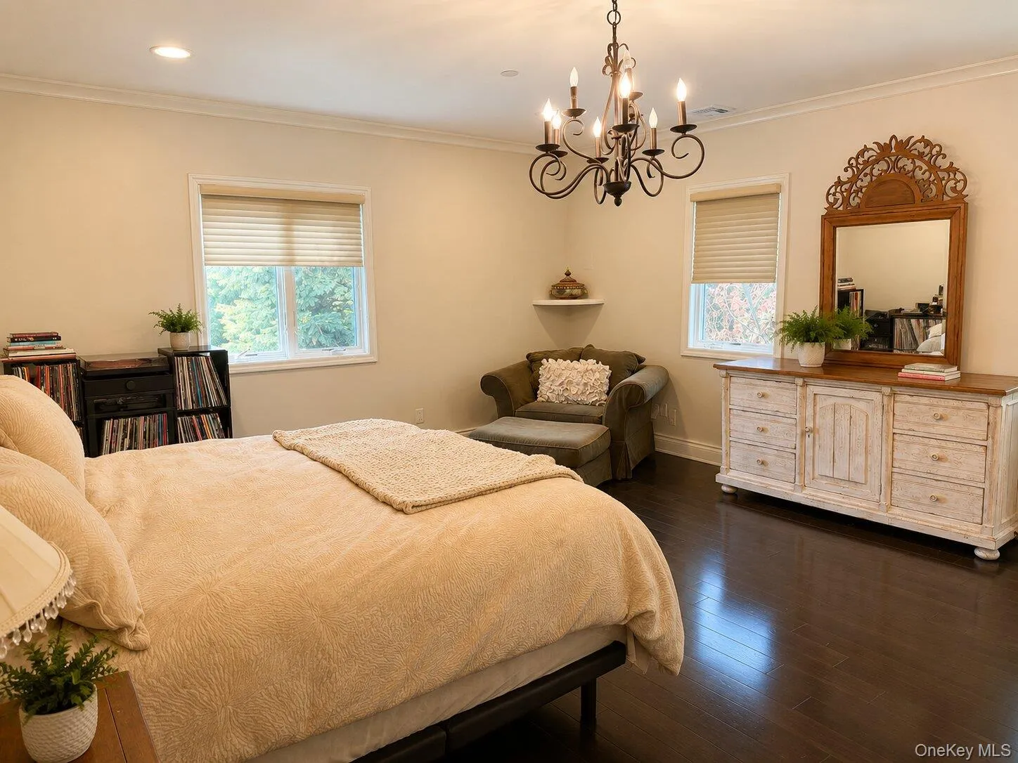 6 Manor Lane, Hempstead, NY, 6 Bedrooms Bedrooms, 11 Rooms Rooms,4 BathroomsBathrooms,Residential,For Rent,Manor,0,1002252 6 Manor Lane, Hempstead, NY, 6 Bedrooms Bedrooms, 11 Rooms Rooms,4 BathroomsBathrooms,Residential,For Rent,Manor,0,1002252