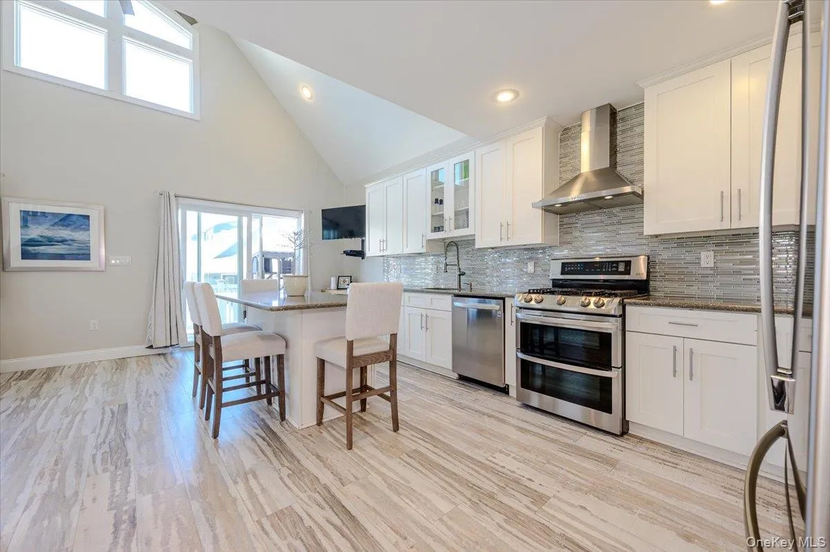 34 Michigan Street, Long Beach, NY, 2 Bedrooms Bedrooms, 5 Rooms Rooms,2 BathroomsBathrooms,Residential,For Rent,Michigan,0,1002255 34 Michigan Street, Long Beach, NY, 2 Bedrooms Bedrooms, 5 Rooms Rooms,2 BathroomsBathrooms,Residential,For Rent,Michigan,0,1002255