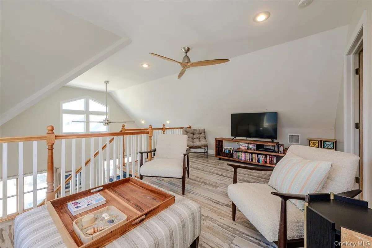 34 Michigan Street, Long Beach, NY, 2 Bedrooms Bedrooms, 5 Rooms Rooms,2 BathroomsBathrooms,Residential,For Rent,Michigan,0,1002255 34 Michigan Street, Long Beach, NY, 2 Bedrooms Bedrooms, 5 Rooms Rooms,2 BathroomsBathrooms,Residential,For Rent,Michigan,0,1002255