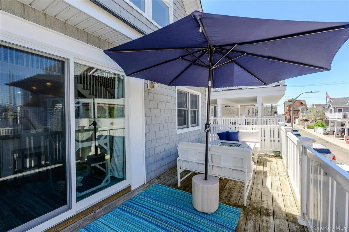 34 Michigan Street, Long Beach, NY, 2 Bedrooms Bedrooms, 5 Rooms Rooms,2 BathroomsBathrooms,Residential,For Rent,Michigan,0,1002255 34 Michigan Street, Long Beach, NY, 2 Bedrooms Bedrooms, 5 Rooms Rooms,2 BathroomsBathrooms,Residential,For Rent,Michigan,0,1002255