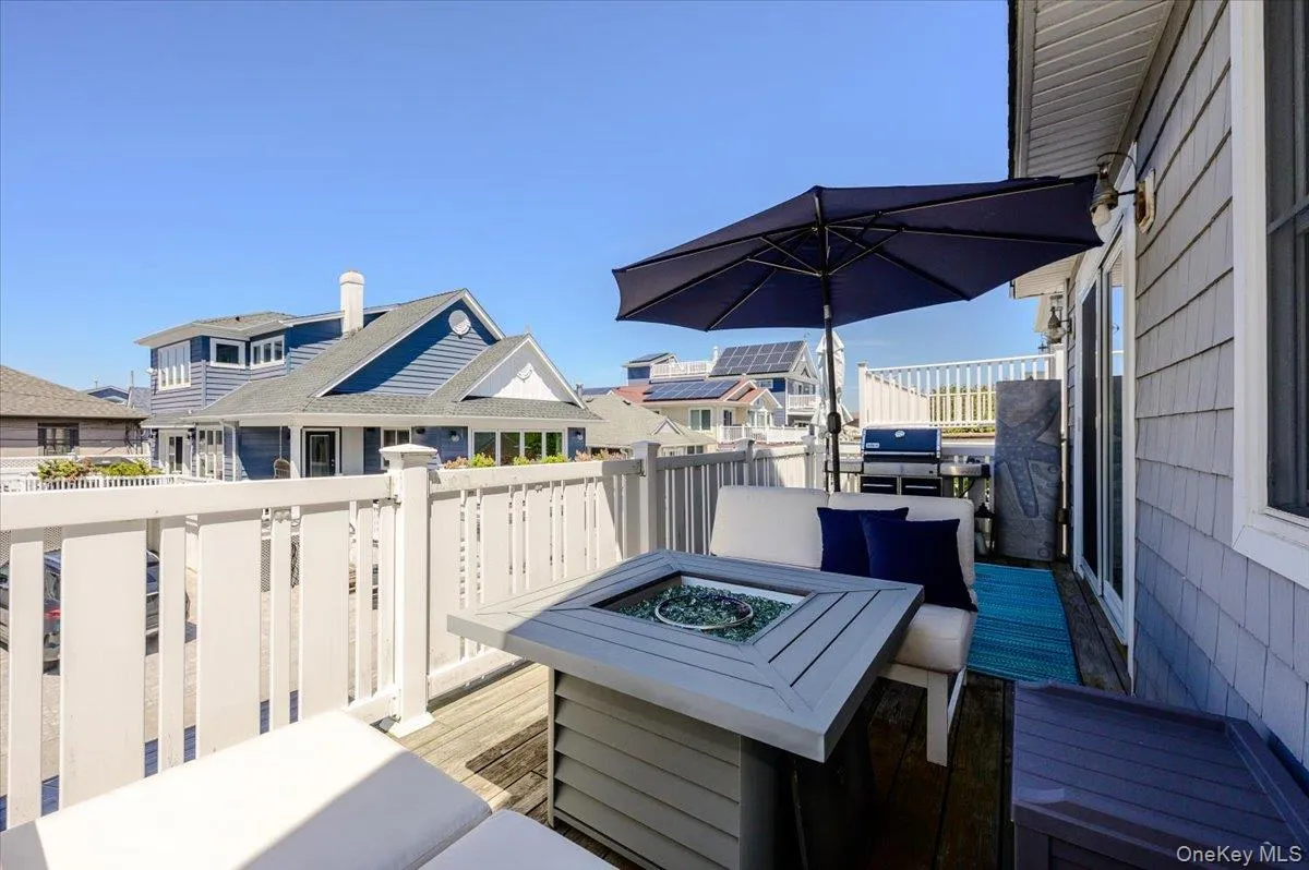 34 Michigan Street, Long Beach, NY, 2 Bedrooms Bedrooms, 5 Rooms Rooms,2 BathroomsBathrooms,Residential,For Rent,Michigan,0,1002255 34 Michigan Street, Long Beach, NY, 2 Bedrooms Bedrooms, 5 Rooms Rooms,2 BathroomsBathrooms,Residential,For Rent,Michigan,0,1002255