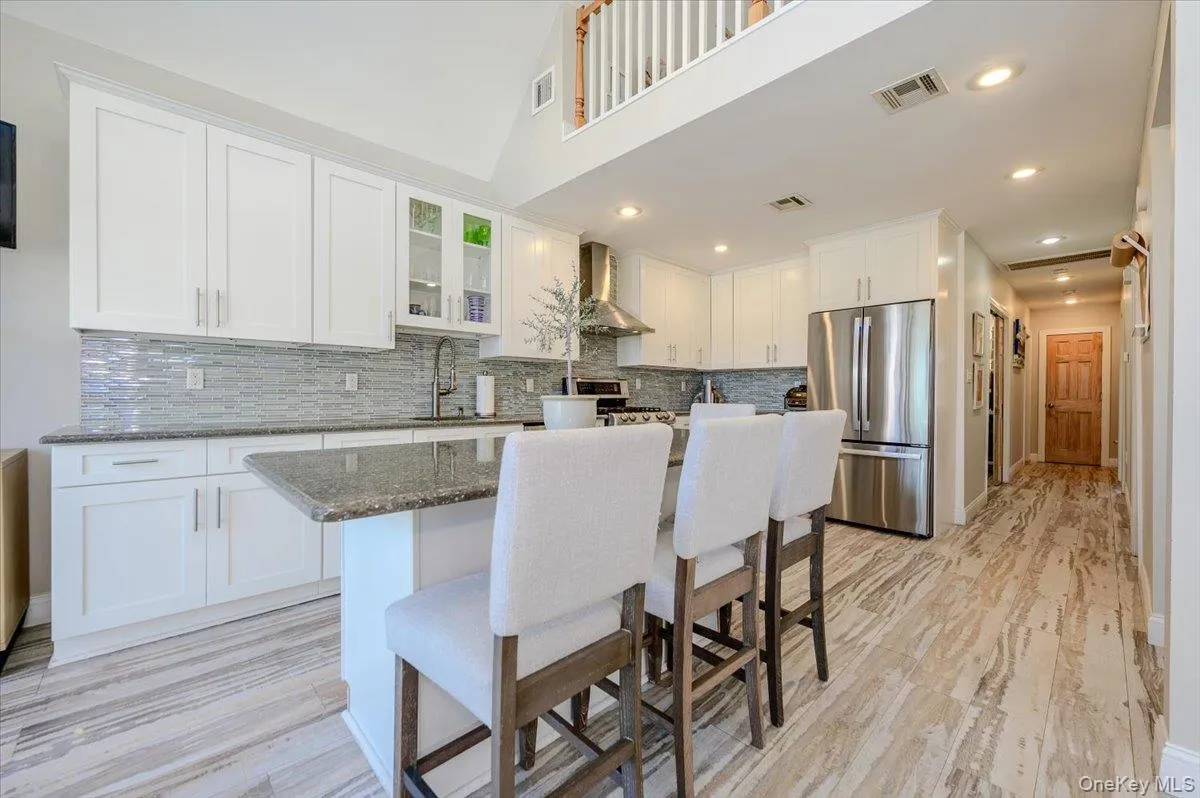 34 Michigan Street, Long Beach, NY, 2 Bedrooms Bedrooms, 5 Rooms Rooms,2 BathroomsBathrooms,Residential,For Rent,Michigan,0,1002255 34 Michigan Street, Long Beach, NY, 2 Bedrooms Bedrooms, 5 Rooms Rooms,2 BathroomsBathrooms,Residential,For Rent,Michigan,0,1002255