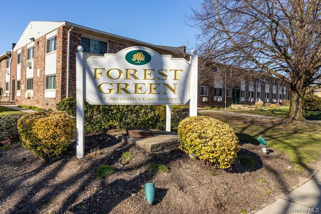 2449 Building J Union Blvd, Islip, NY, 1 Bedroom Bedrooms, 4 Rooms Rooms,1 BathroomBathrooms,Residential Lease,For Rent,Union Blvd,0,1002265 2449 Building J Union Blvd, Islip, NY, 1 Bedroom Bedrooms, 4 Rooms Rooms,1 BathroomBathrooms,Residential Lease,For Rent,Union Blvd,0,1002265