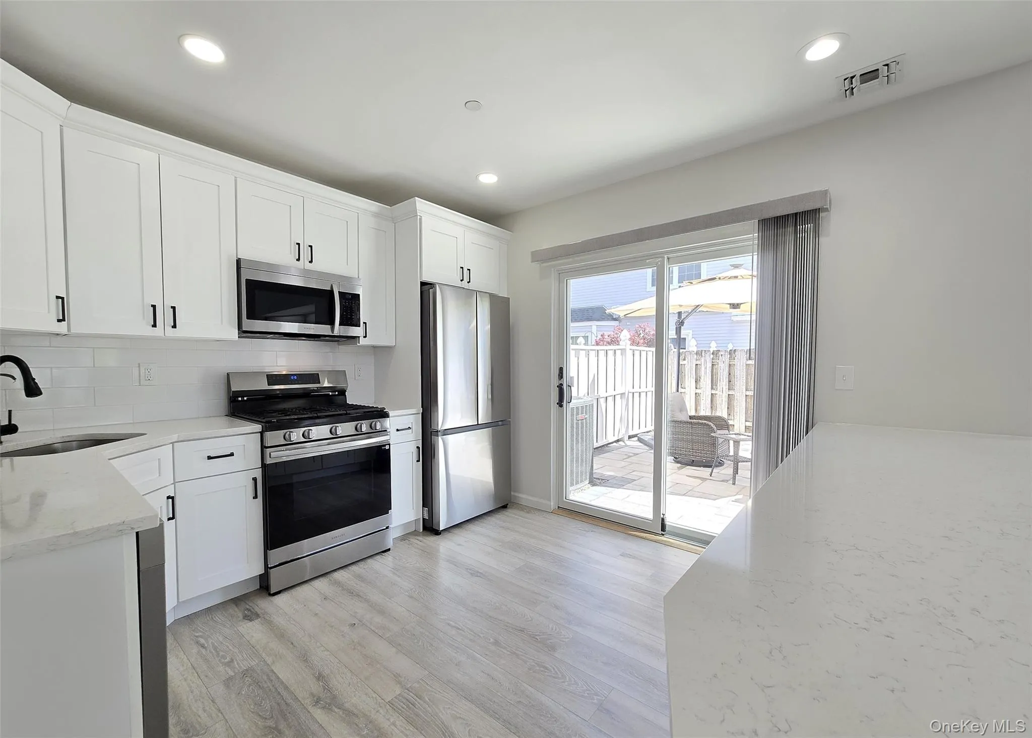 5 Charley Lane, Brookhaven, NY, 2 Bedrooms Bedrooms, 5 Rooms Rooms,2 BathroomsBathrooms,Residential,For Rent,Charley,0,1002266 5 Charley Lane, Brookhaven, NY, 2 Bedrooms Bedrooms, 5 Rooms Rooms,2 BathroomsBathrooms,Residential,For Rent,Charley,0,1002266