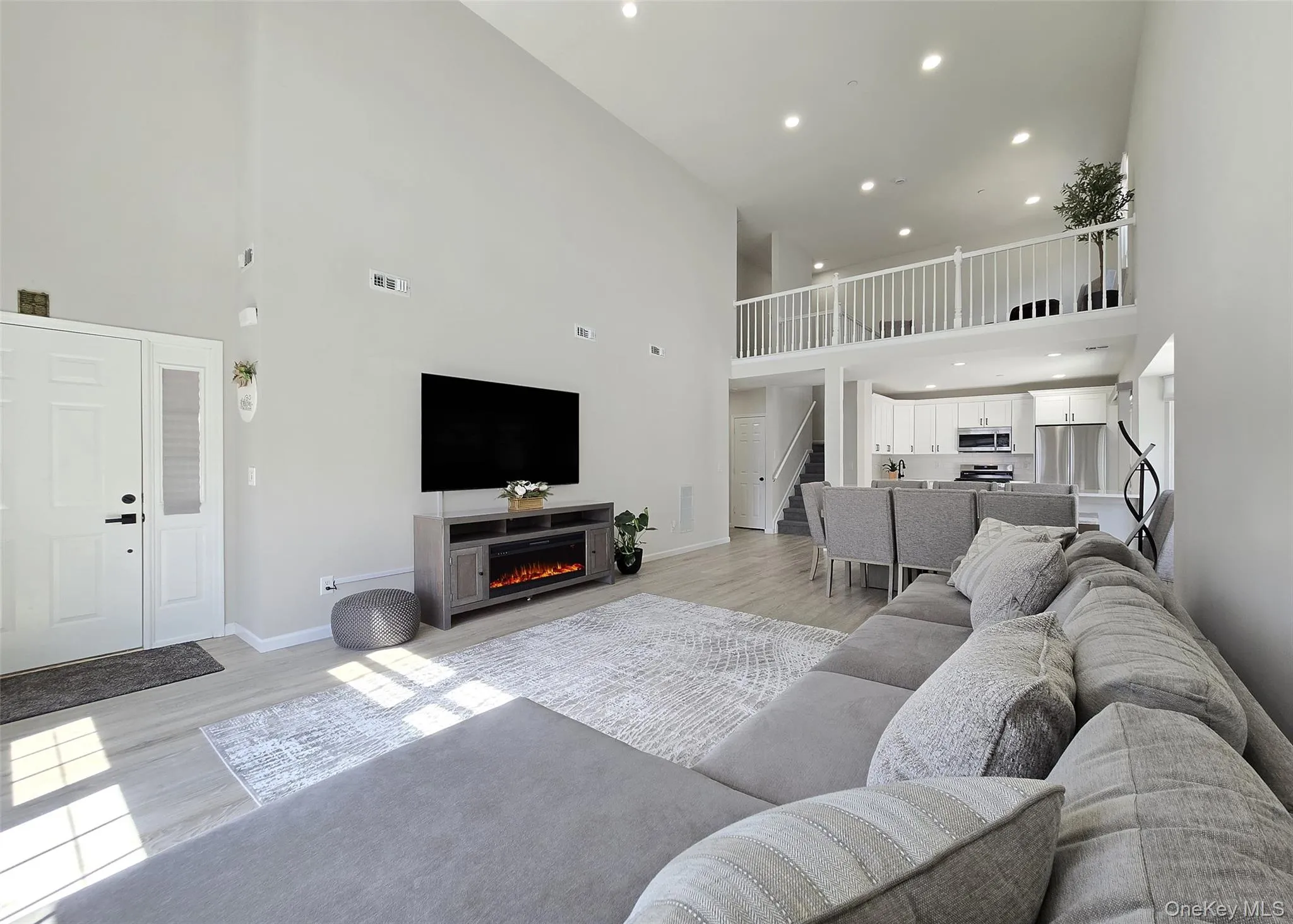 5 Charley Lane, Brookhaven, NY, 2 Bedrooms Bedrooms, 5 Rooms Rooms,2 BathroomsBathrooms,Residential,For Rent,Charley,0,1002266 5 Charley Lane, Brookhaven, NY, 2 Bedrooms Bedrooms, 5 Rooms Rooms,2 BathroomsBathrooms,Residential,For Rent,Charley,0,1002266