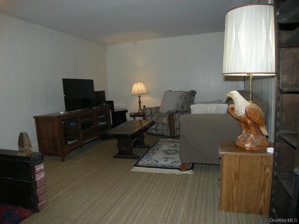 43 Washington Heights Street, Brookhaven, NY, 4 Bedrooms Bedrooms, 12 Rooms Rooms,3 BathroomsBathrooms,Residential,For Rent,Washington Heights,0,KEY1002269 43 Washington Heights Street, Brookhaven, NY, 4 Bedrooms Bedrooms, 12 Rooms Rooms,3 BathroomsBathrooms,Residential,For Rent,Washington Heights,0,KEY1002269