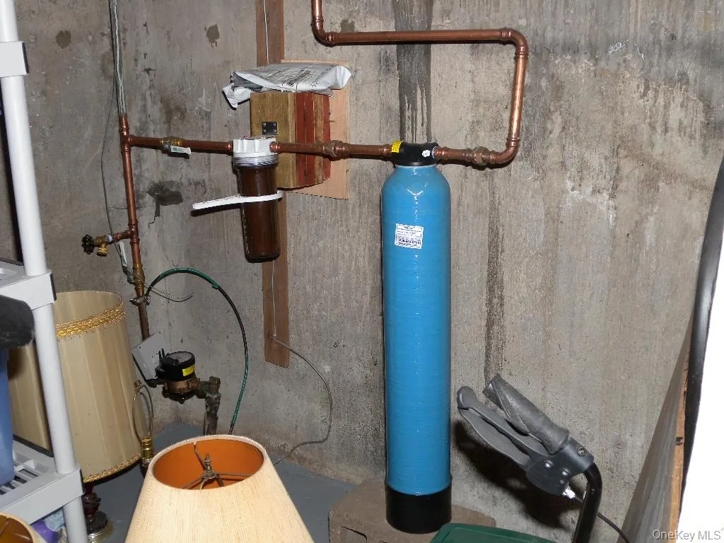 Water filtrating system. Water filtrating system.