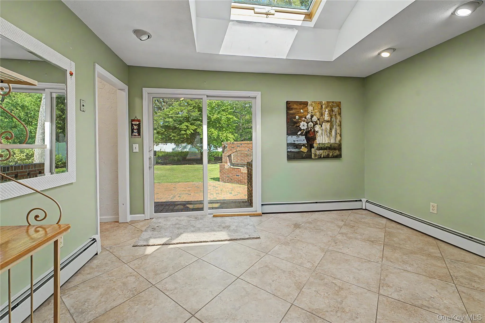 75 Summit Drive, Smithtown, NY, 3 Bedrooms Bedrooms, 7 Rooms Rooms,2 BathroomsBathrooms,Residential,For Rent,Summit,0,1002274 75 Summit Drive, Smithtown, NY, 3 Bedrooms Bedrooms, 7 Rooms Rooms,2 BathroomsBathrooms,Residential,For Rent,Summit,0,1002274