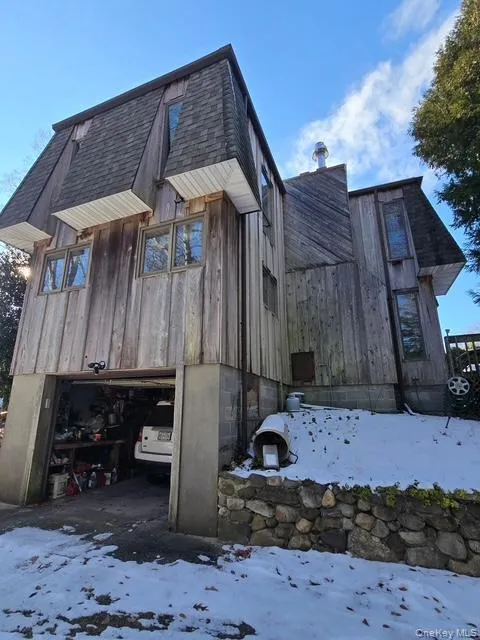 88 Sandy Court, Riverhead, NY, 4 Bedrooms Bedrooms, 8 Rooms Rooms,2 BathroomsBathrooms,Residential,For Rent,Sandy,0,1002275 88 Sandy Court, Riverhead, NY, 4 Bedrooms Bedrooms, 8 Rooms Rooms,2 BathroomsBathrooms,Residential,For Rent,Sandy,0,1002275