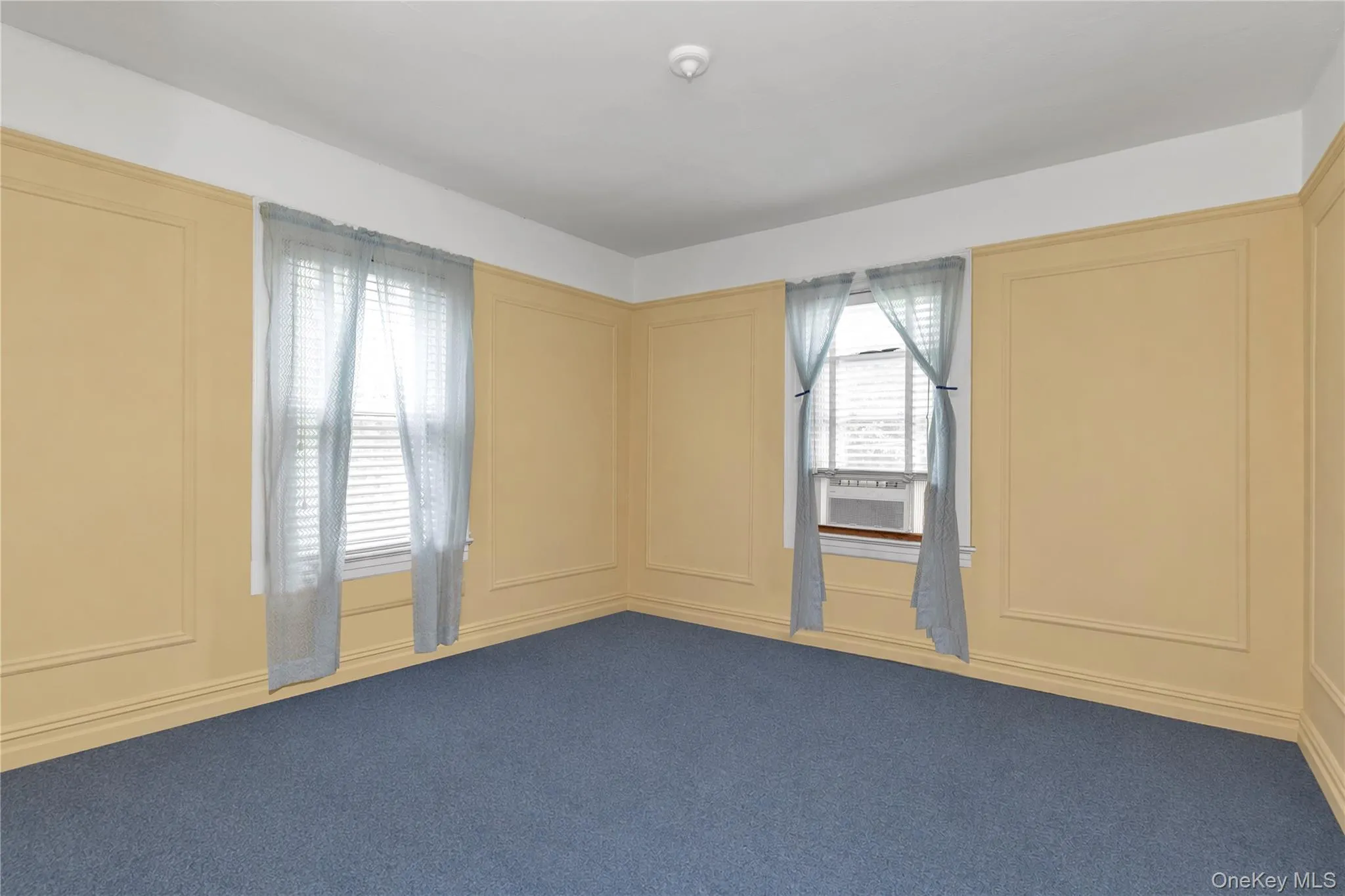 3250 Country Club Road, New York, NY, 3 Bedrooms Bedrooms, 6 Rooms Rooms,1 BathroomBathrooms,Residential,For Rent,Country Club,0,1002280 3250 Country Club Road, New York, NY, 3 Bedrooms Bedrooms, 6 Rooms Rooms,1 BathroomBathrooms,Residential,For Rent,Country Club,0,1002280