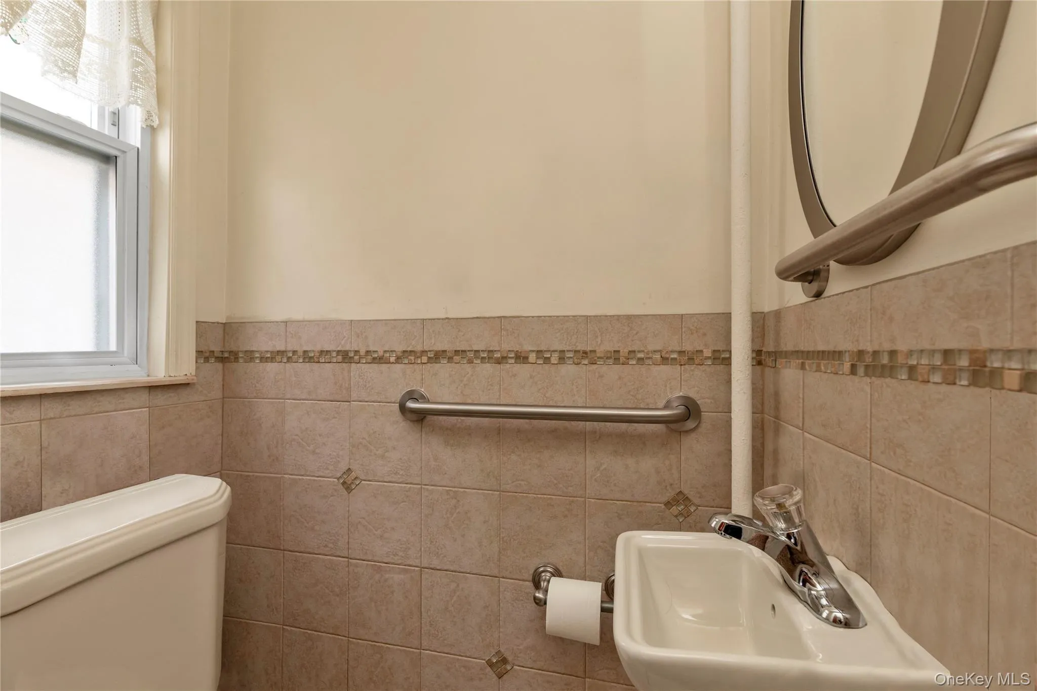 3250 Country Club Road, New York, NY, 3 Bedrooms Bedrooms, 6 Rooms Rooms,1 BathroomBathrooms,Residential,For Rent,Country Club,0,1002280 3250 Country Club Road, New York, NY, 3 Bedrooms Bedrooms, 6 Rooms Rooms,1 BathroomBathrooms,Residential,For Rent,Country Club,0,1002280