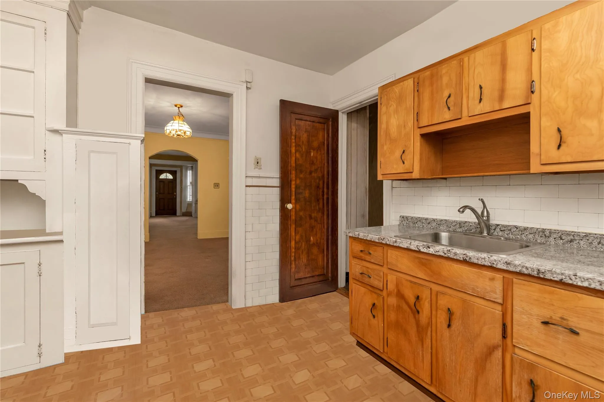 3250 Country Club Road, New York, NY, 3 Bedrooms Bedrooms, 6 Rooms Rooms,1 BathroomBathrooms,Residential,For Rent,Country Club,0,1002280 3250 Country Club Road, New York, NY, 3 Bedrooms Bedrooms, 6 Rooms Rooms,1 BathroomBathrooms,Residential,For Rent,Country Club,0,1002280