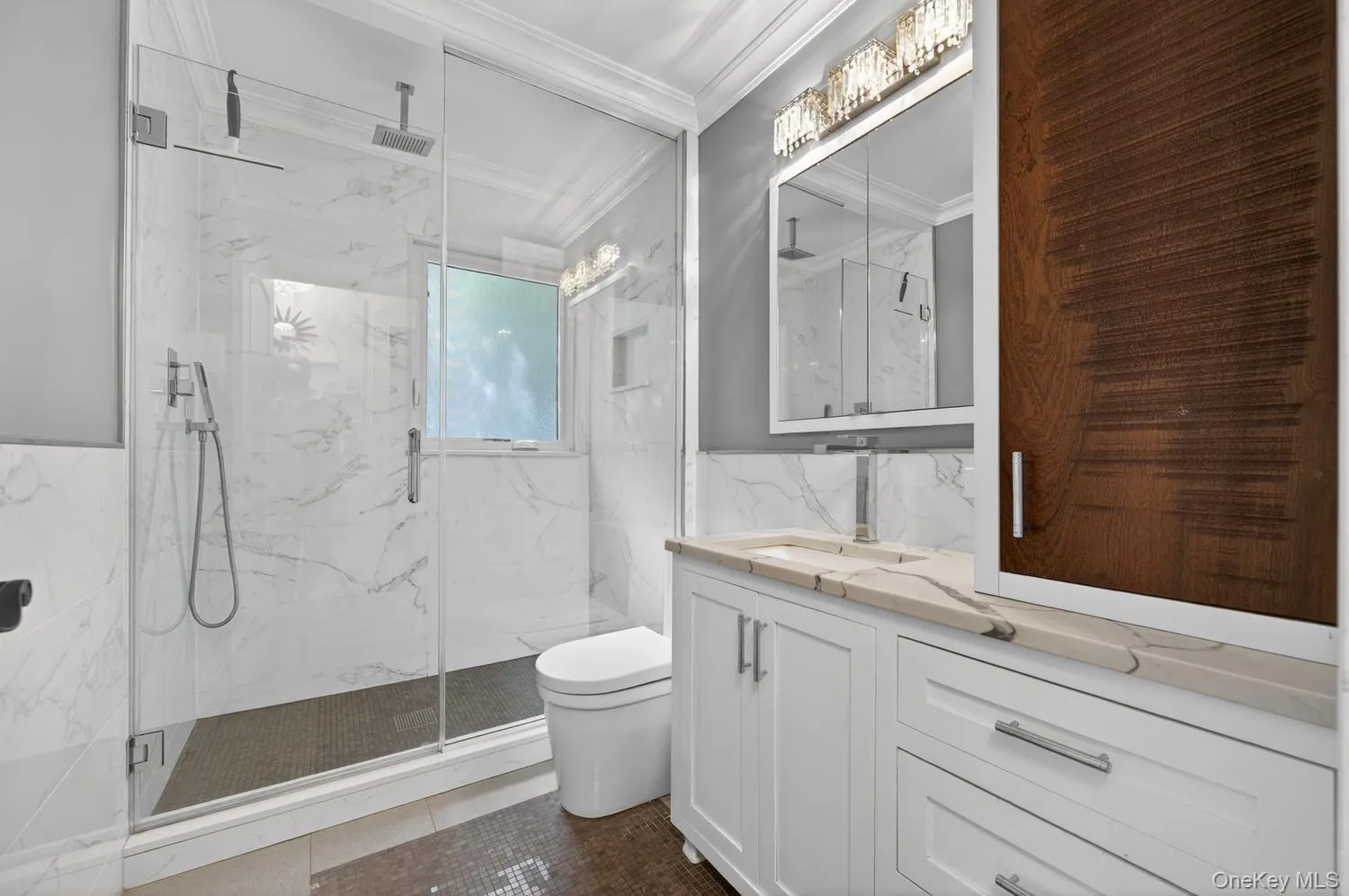 16 Warwick Place, North Hempstead, NY, 3 Bedrooms Bedrooms, 8 Rooms Rooms,2 BathroomsBathrooms,Residential,For Rent,Warwick,0,1002284 16 Warwick Place, North Hempstead, NY, 3 Bedrooms Bedrooms, 8 Rooms Rooms,2 BathroomsBathrooms,Residential,For Rent,Warwick,0,1002284
