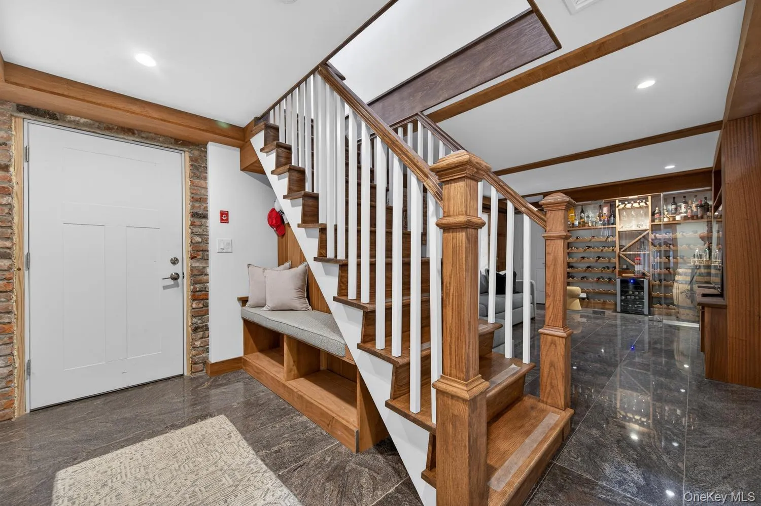 16 Warwick Place, North Hempstead, NY, 3 Bedrooms Bedrooms, 8 Rooms Rooms,2 BathroomsBathrooms,Residential,For Rent,Warwick,0,1002284 16 Warwick Place, North Hempstead, NY, 3 Bedrooms Bedrooms, 8 Rooms Rooms,2 BathroomsBathrooms,Residential,For Rent,Warwick,0,1002284