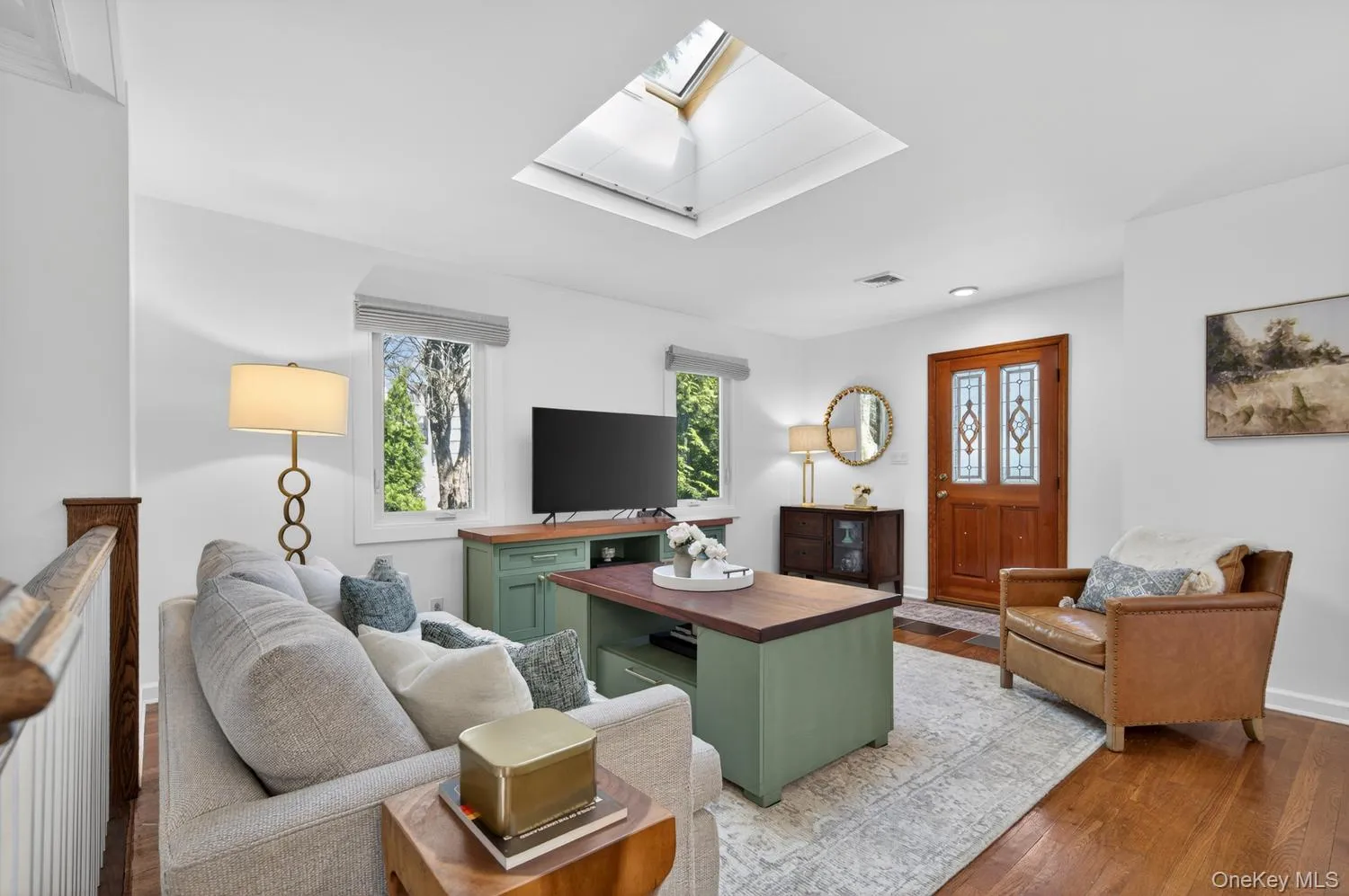 16 Warwick Place, North Hempstead, NY, 3 Bedrooms Bedrooms, 8 Rooms Rooms,2 BathroomsBathrooms,Residential,For Rent,Warwick,0,1002284 16 Warwick Place, North Hempstead, NY, 3 Bedrooms Bedrooms, 8 Rooms Rooms,2 BathroomsBathrooms,Residential,For Rent,Warwick,0,1002284