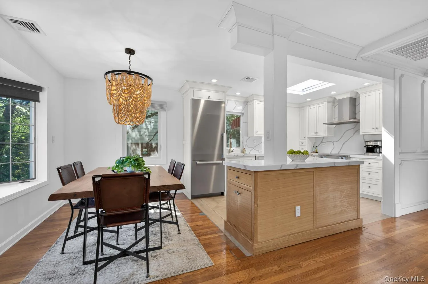 16 Warwick Place, North Hempstead, NY, 3 Bedrooms Bedrooms, 8 Rooms Rooms,2 BathroomsBathrooms,Residential,For Rent,Warwick,0,1002284 16 Warwick Place, North Hempstead, NY, 3 Bedrooms Bedrooms, 8 Rooms Rooms,2 BathroomsBathrooms,Residential,For Rent,Warwick,0,1002284