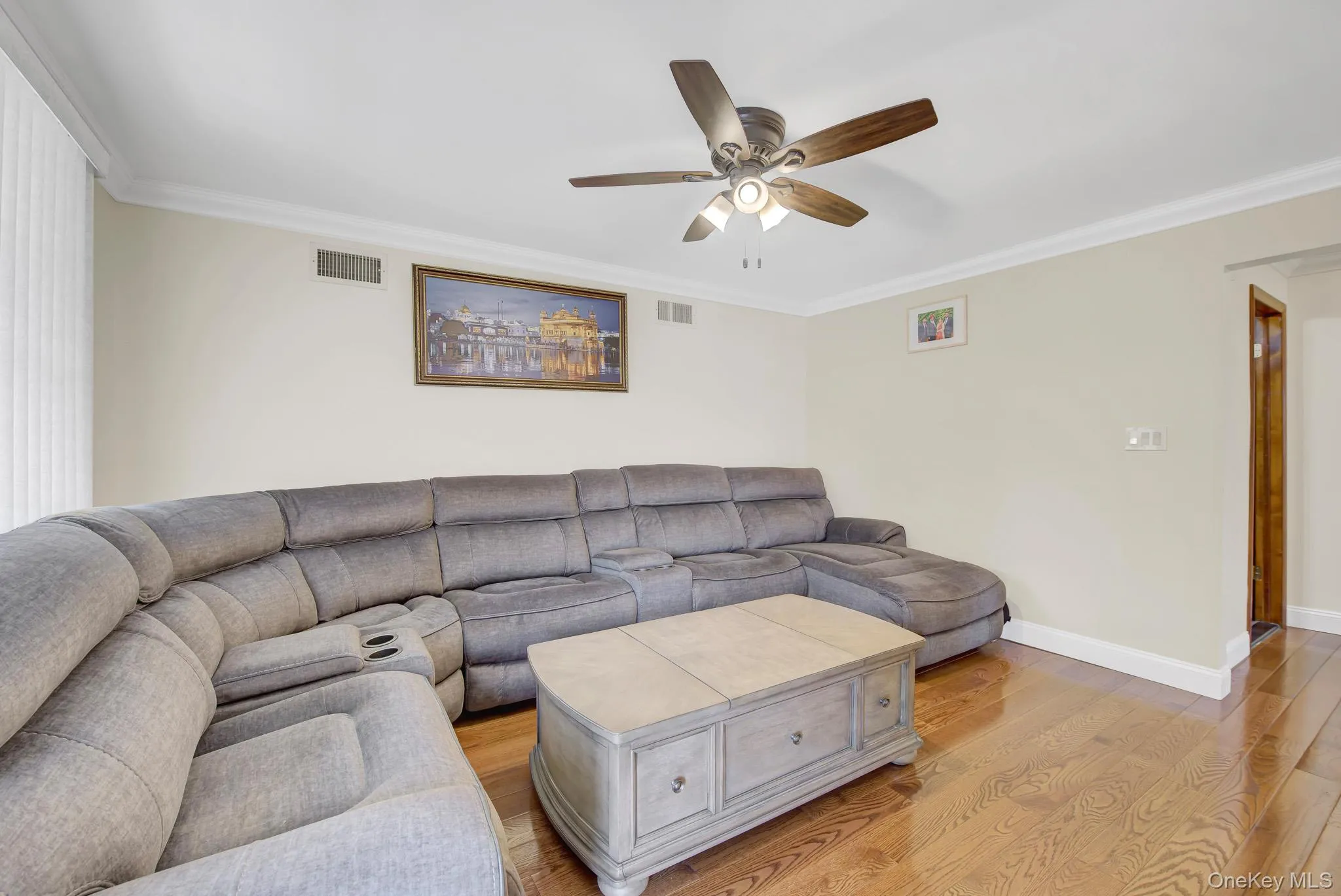296 Burkhard Avenue, North Hempstead, NY, 5 Bedrooms Bedrooms, 8 Rooms Rooms,2 BathroomsBathrooms,Residential,For Rent,Burkhard,0,1002287 296 Burkhard Avenue, North Hempstead, NY, 5 Bedrooms Bedrooms, 8 Rooms Rooms,2 BathroomsBathrooms,Residential,For Rent,Burkhard,0,1002287