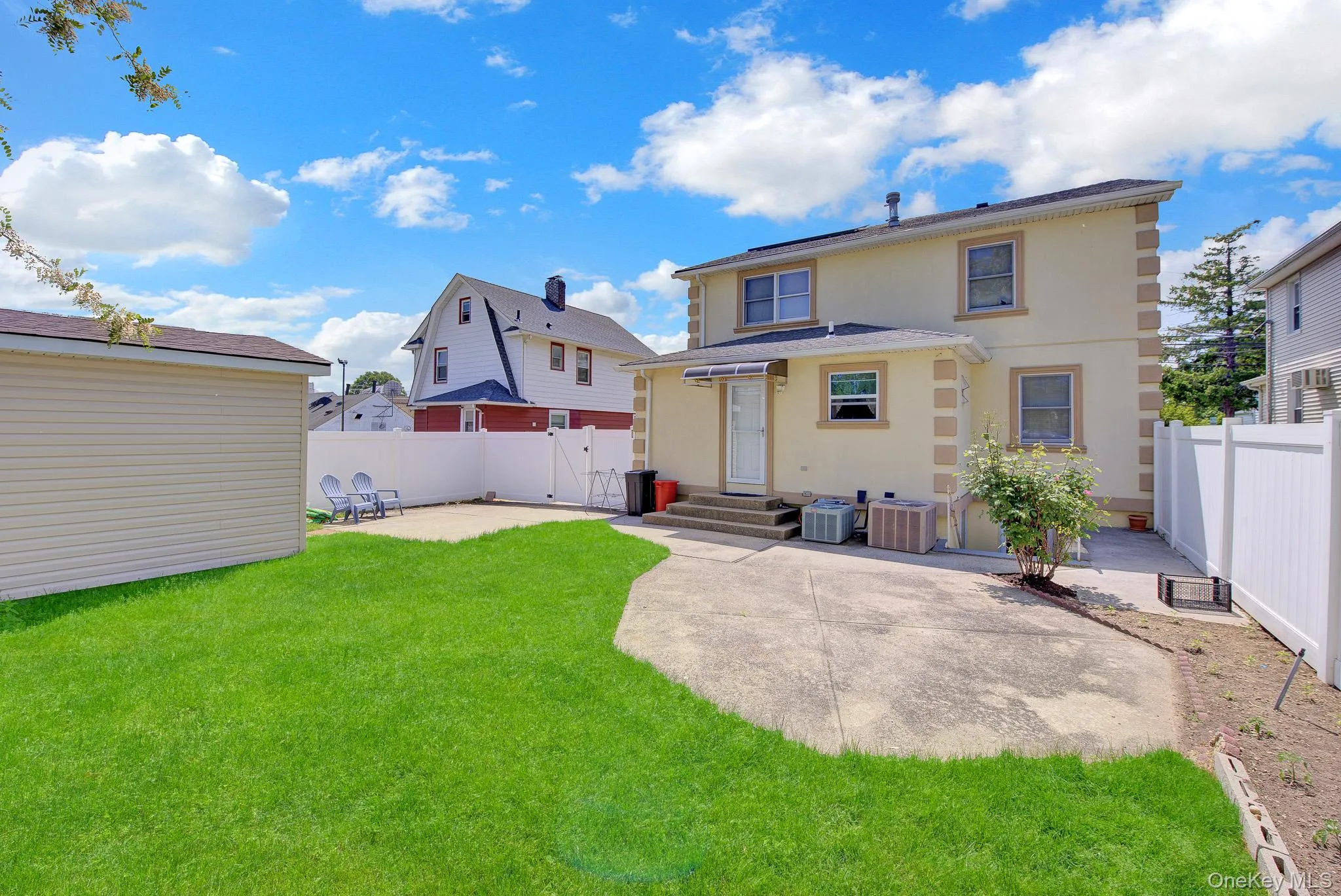296 Burkhard Avenue, North Hempstead, NY, 5 Bedrooms Bedrooms, 8 Rooms Rooms,2 BathroomsBathrooms,Residential,For Rent,Burkhard,0,1002287 296 Burkhard Avenue, North Hempstead, NY, 5 Bedrooms Bedrooms, 8 Rooms Rooms,2 BathroomsBathrooms,Residential,For Rent,Burkhard,0,1002287