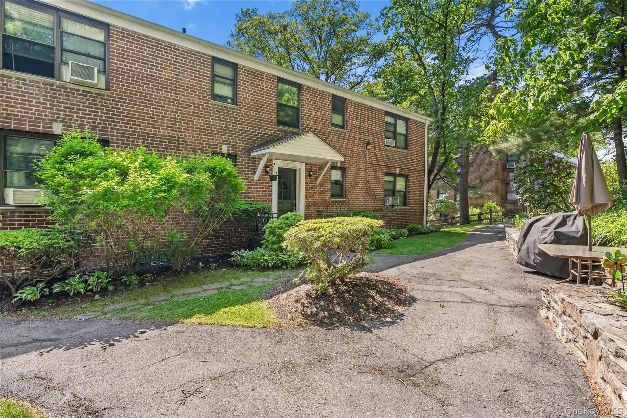 83 Rockledge Road, Greenburgh, NY, 1 Bedroom Bedrooms, 4 Rooms Rooms,1 BathroomBathrooms,Residential Sale,For Rent,Rockledge,0,1002288 83 Rockledge Road, Greenburgh, NY, 1 Bedroom Bedrooms, 4 Rooms Rooms,1 BathroomBathrooms,Residential Sale,For Rent,Rockledge,0,1002288