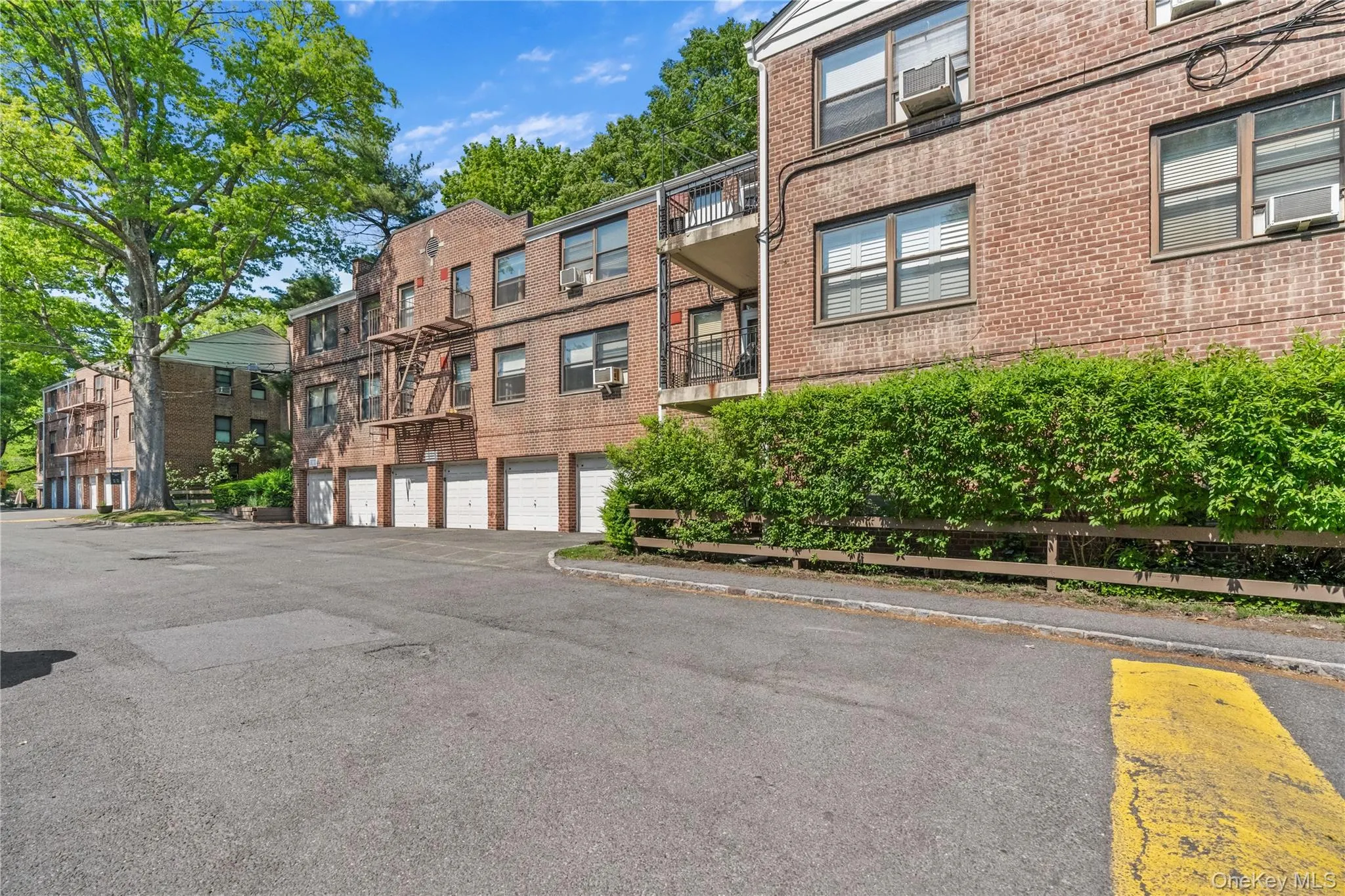 83 Rockledge Road, Greenburgh, NY, 1 Bedroom Bedrooms, 4 Rooms Rooms,1 BathroomBathrooms,Residential Sale,For Rent,Rockledge,0,1002288 83 Rockledge Road, Greenburgh, NY, 1 Bedroom Bedrooms, 4 Rooms Rooms,1 BathroomBathrooms,Residential Sale,For Rent,Rockledge,0,1002288