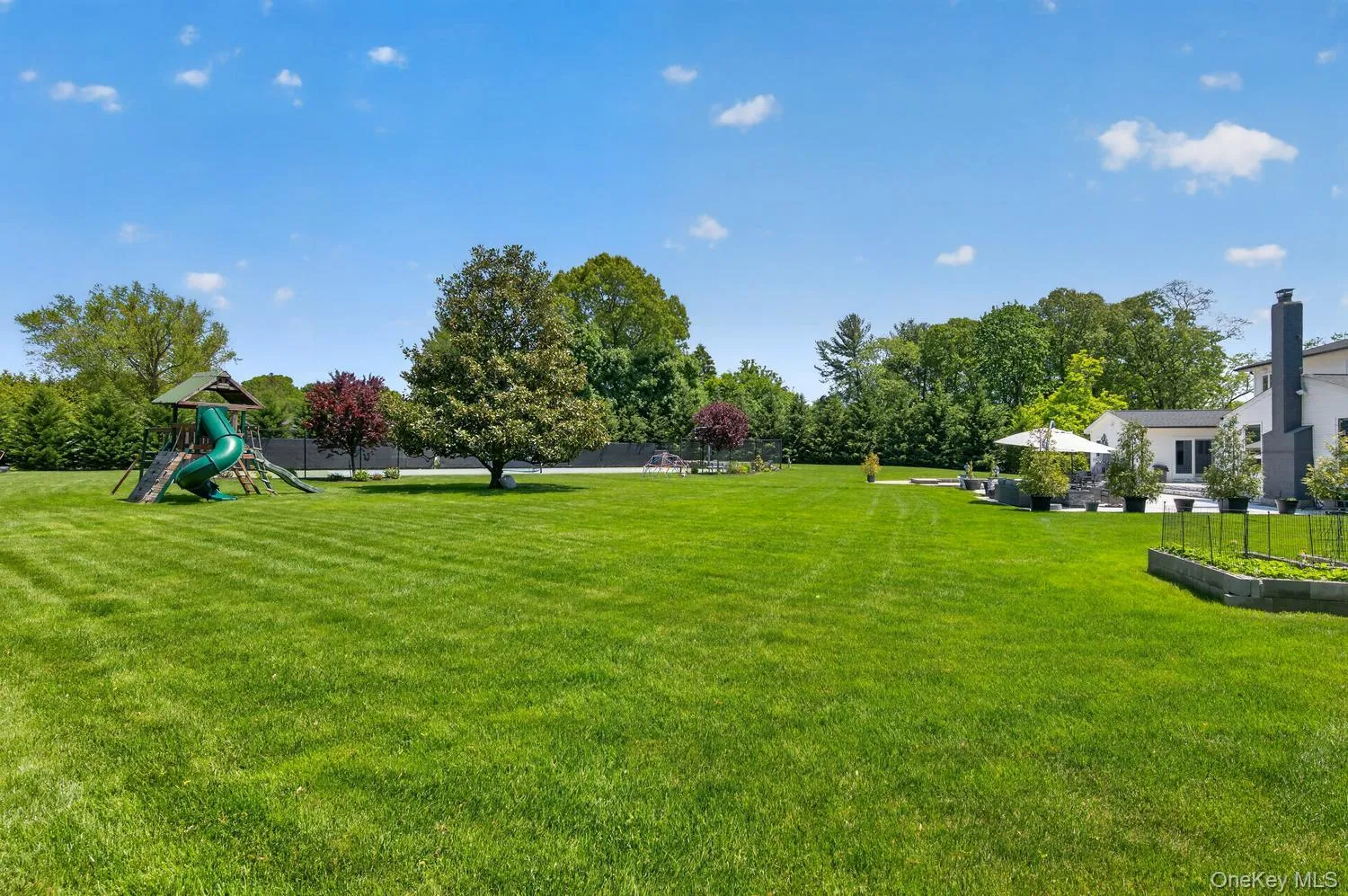 4 Cropley Court, Huntington, NY, 5 Bedrooms Bedrooms, 13 Rooms Rooms,3 BathroomsBathrooms,Residential,For Rent,Cropley,0,1002289 4 Cropley Court, Huntington, NY, 5 Bedrooms Bedrooms, 13 Rooms Rooms,3 BathroomsBathrooms,Residential,For Rent,Cropley,0,1002289